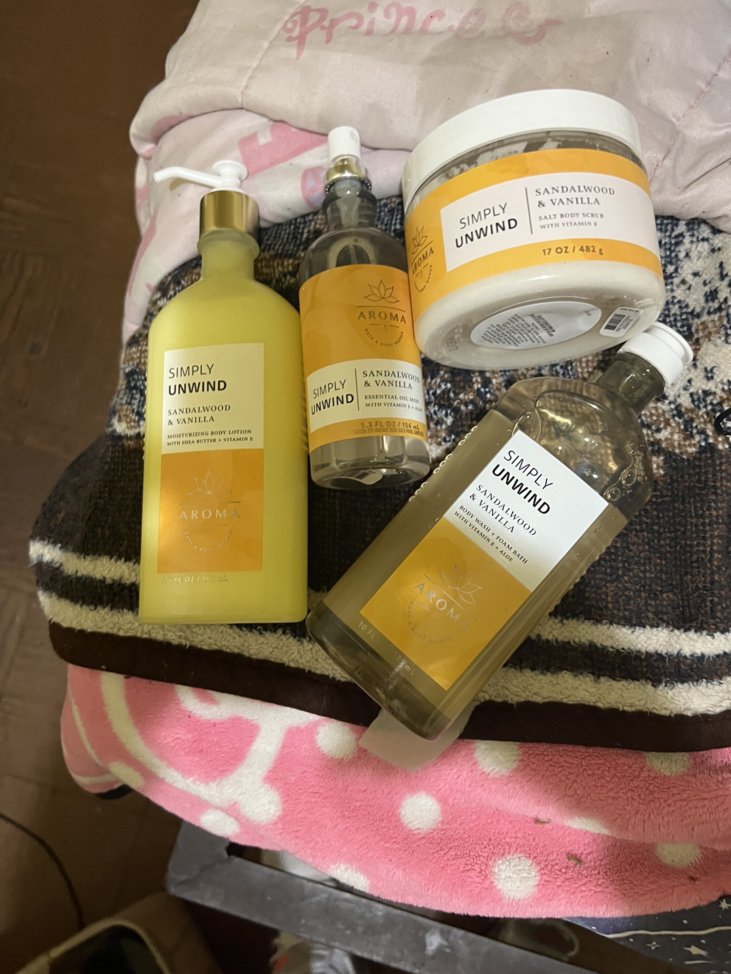 Bed, Bath an Body Works Simply Unwind SidelineSwap