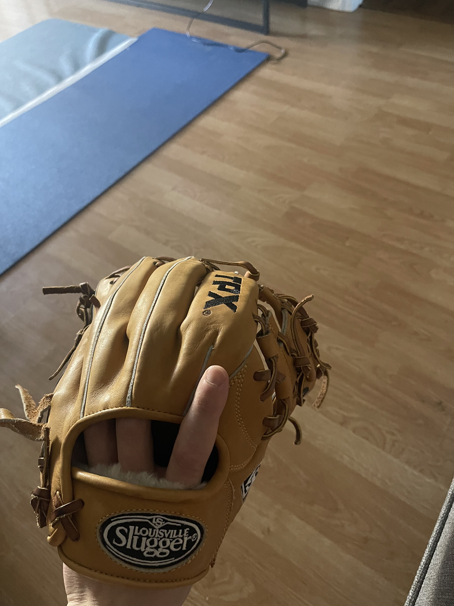 Infield 11.5" Pro Flare Baseball Glove SidelineSwap