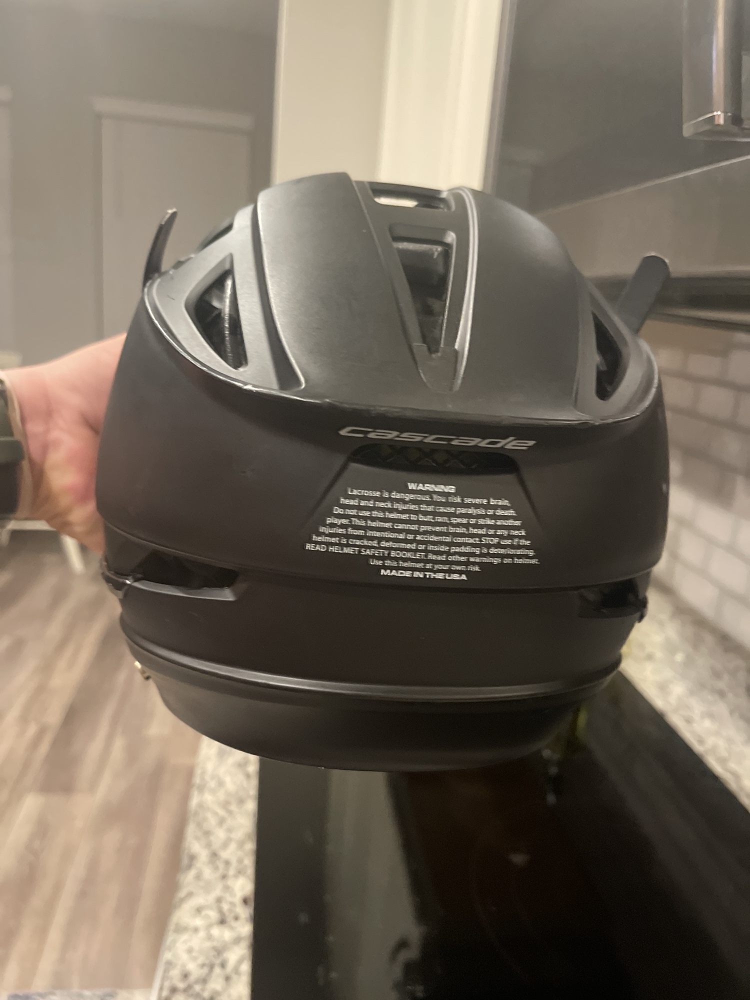 Goalie Cascade R Helmet SidelineSwap