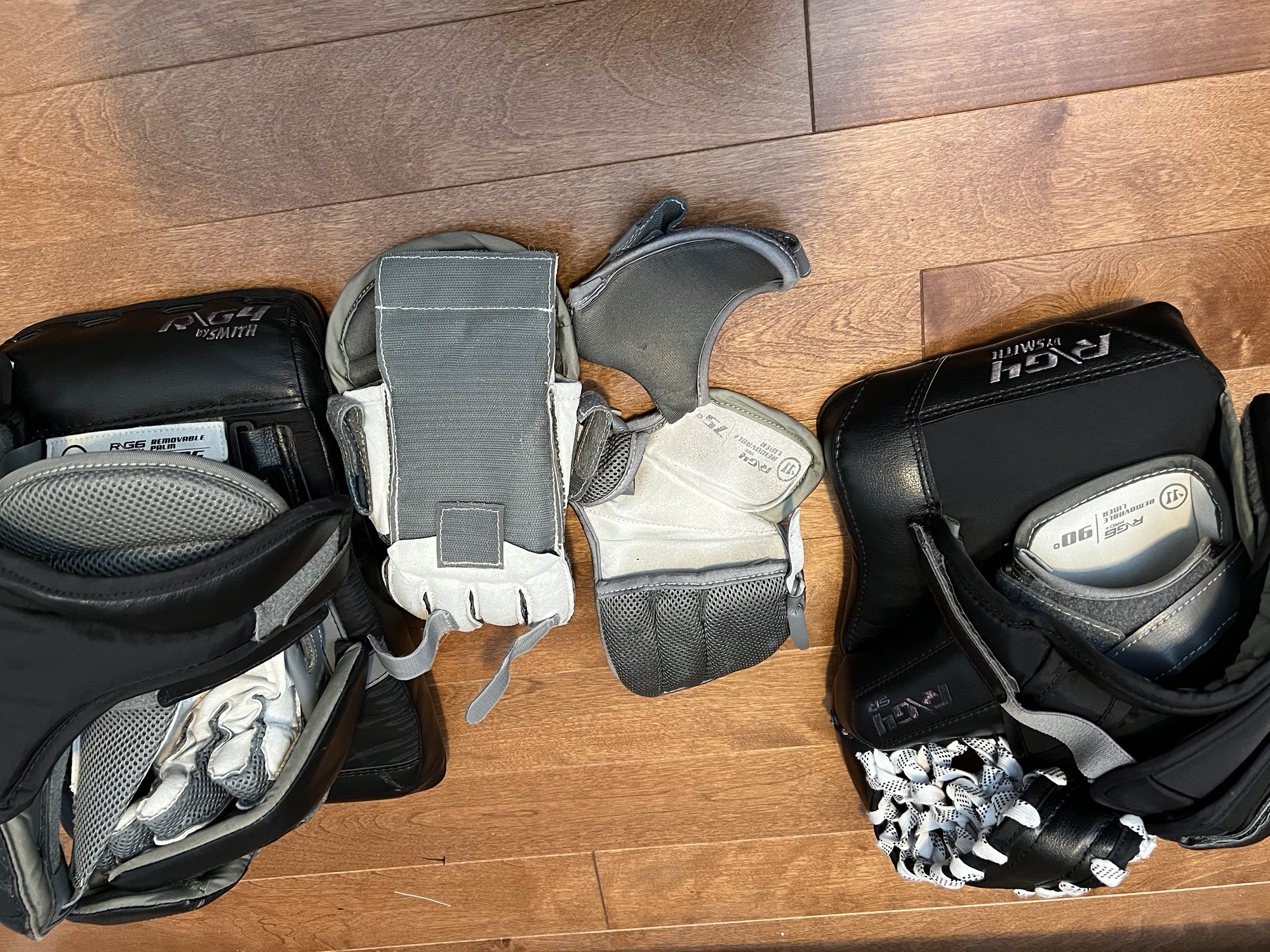 Ritual G4 Glove And Blocker Set with New G6 Liners SidelineSwap