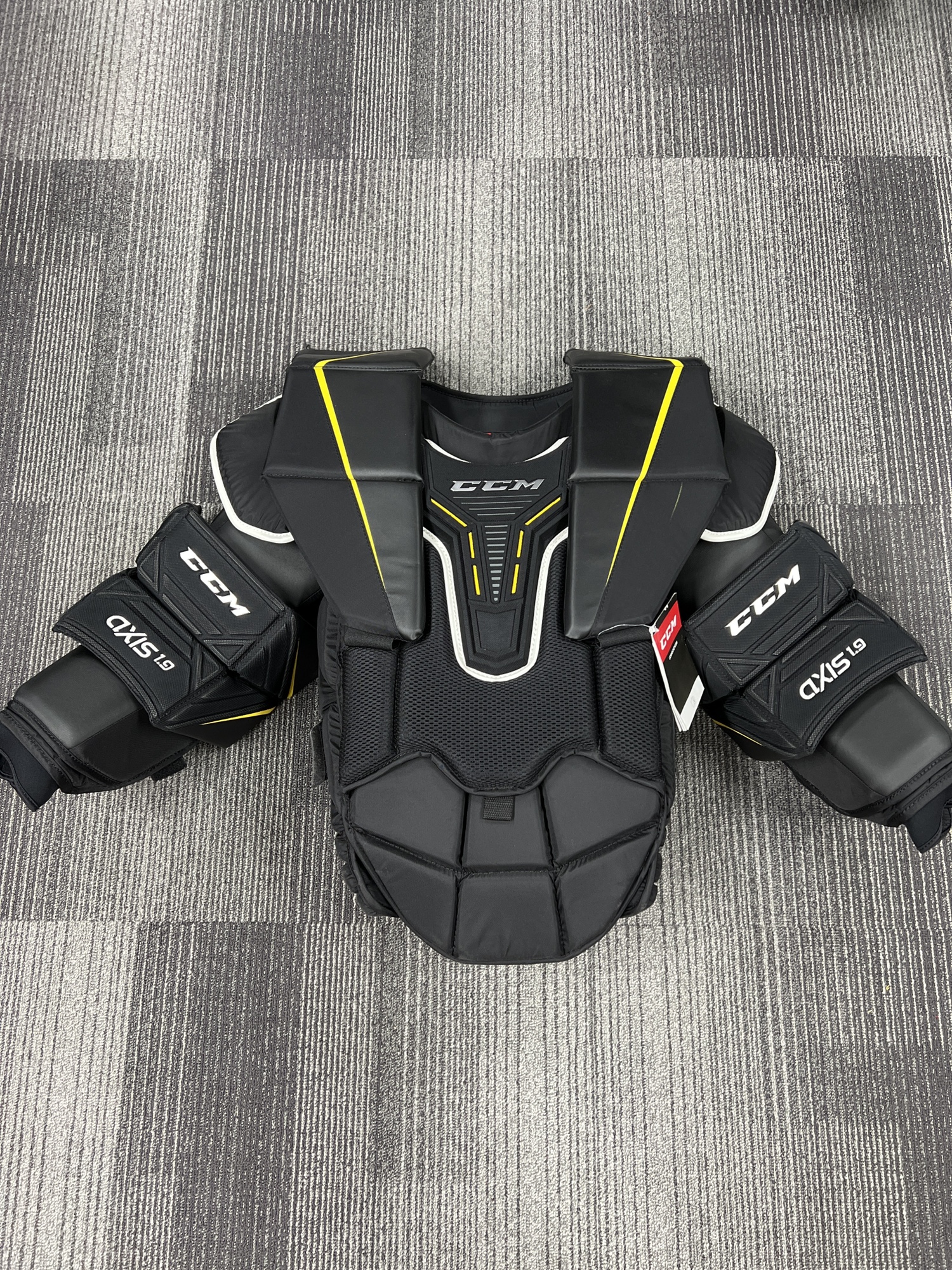 New XL CCM Axis 1.9 Goalie Chest Protector SidelineSwap