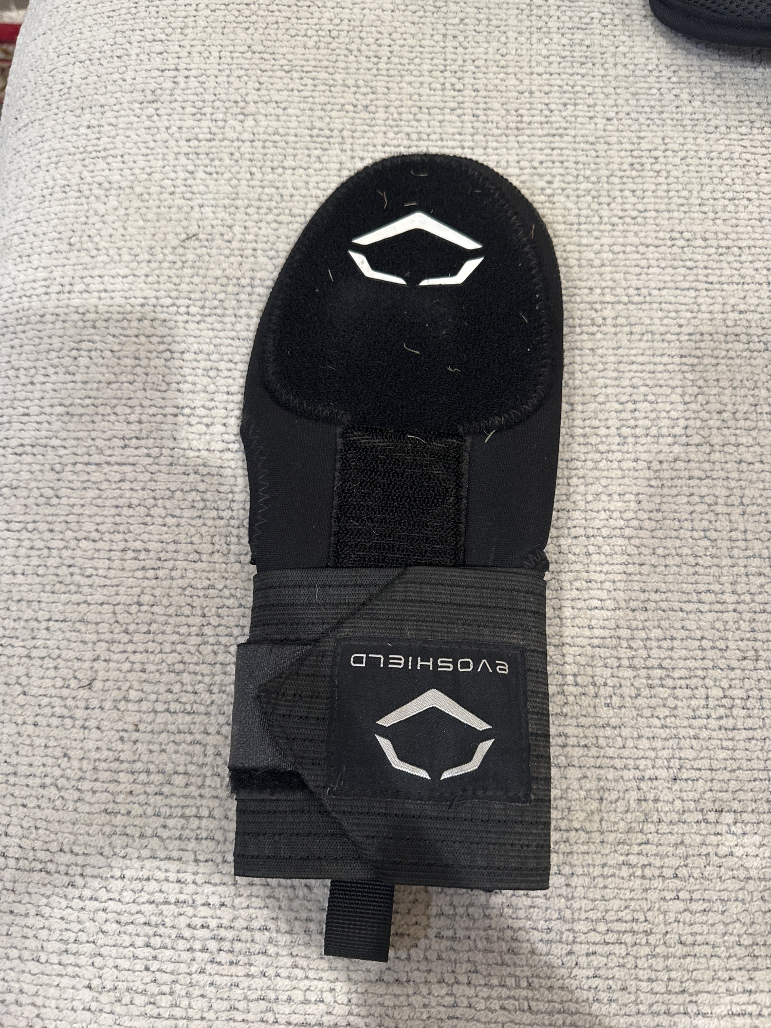 Black Used Senior Right Handed EvoShield Wrist Guards Sliding mitt