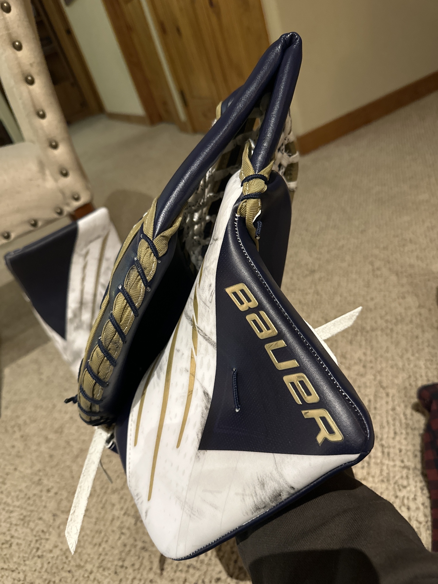 Bauer Used Full Right Pro Stock Hyperlite Goalie Gloves SidelineSwap
