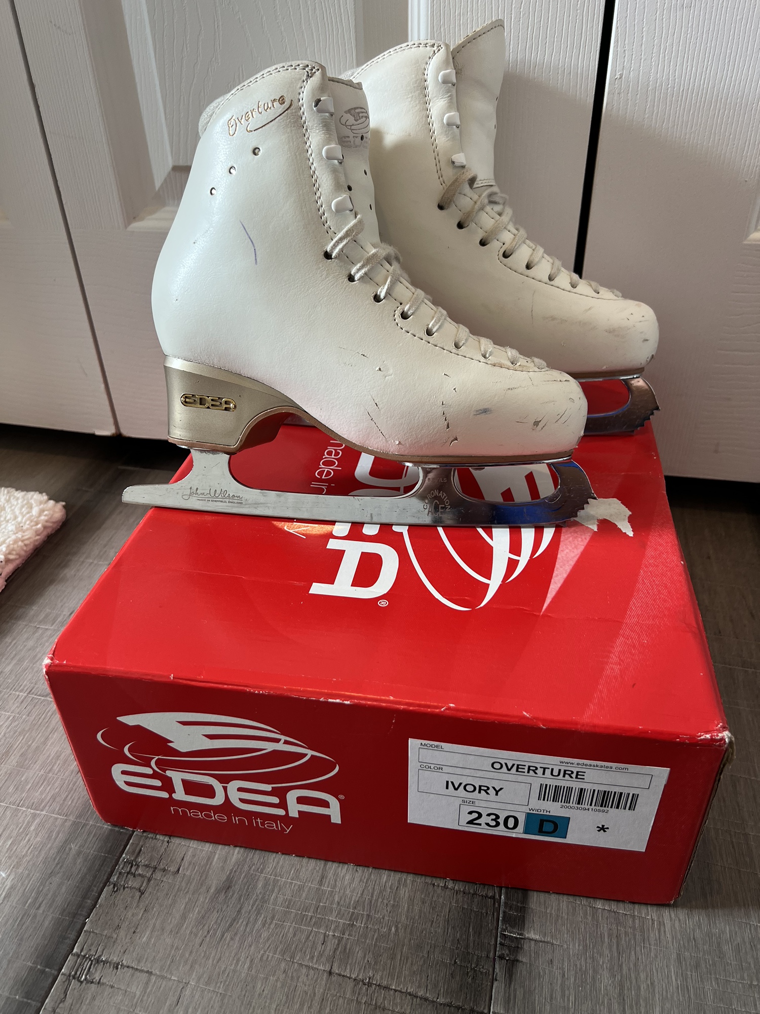 Edea Overture 230 D Coronation Ace blades SidelineSwap