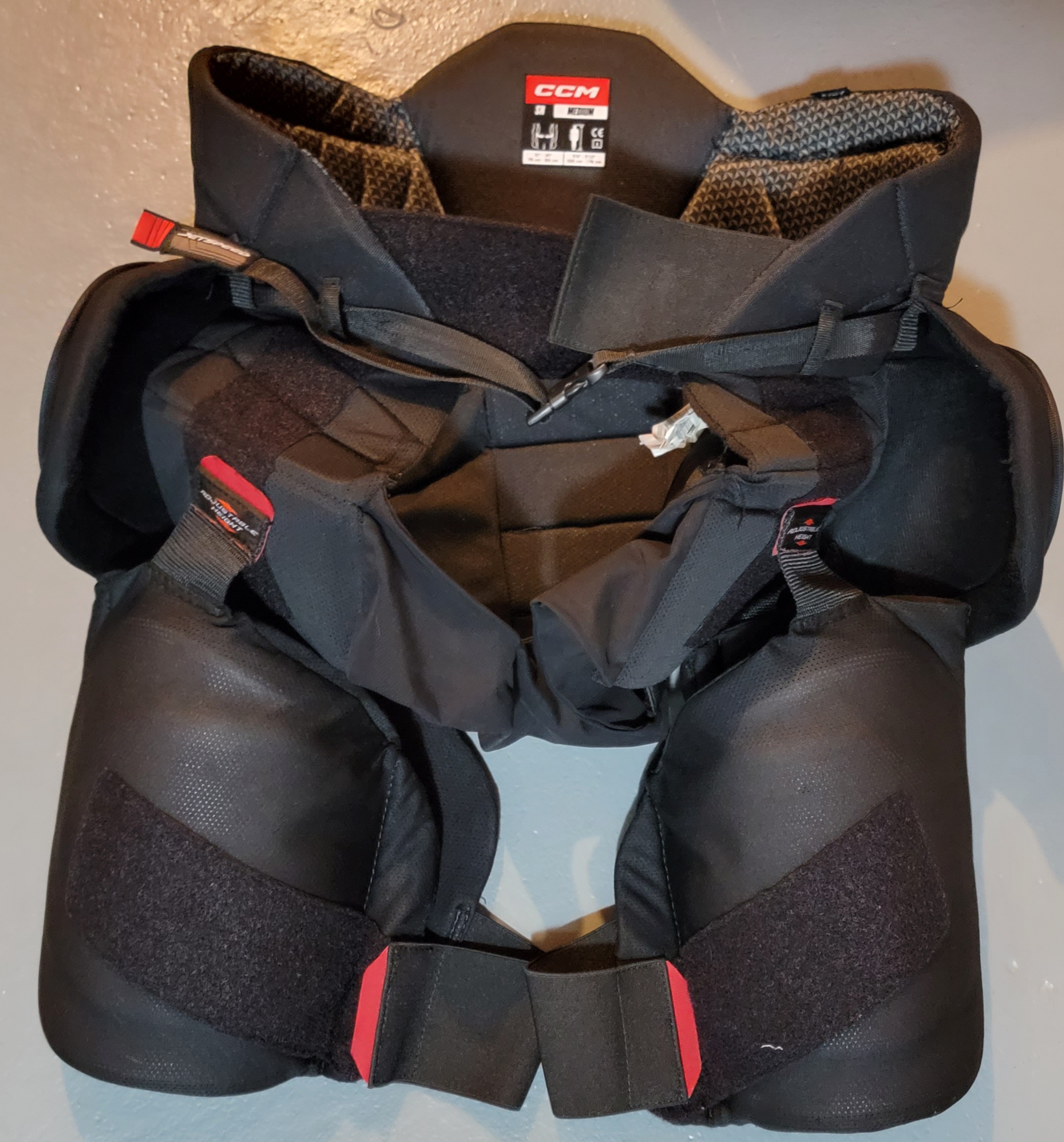 Used Medium CCM JetSpeed Girdle SidelineSwap