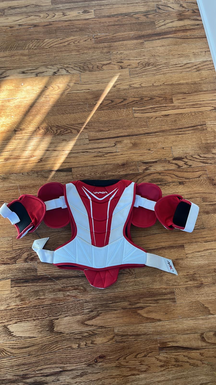 Junior large shoulder pads Bauer SidelineSwap