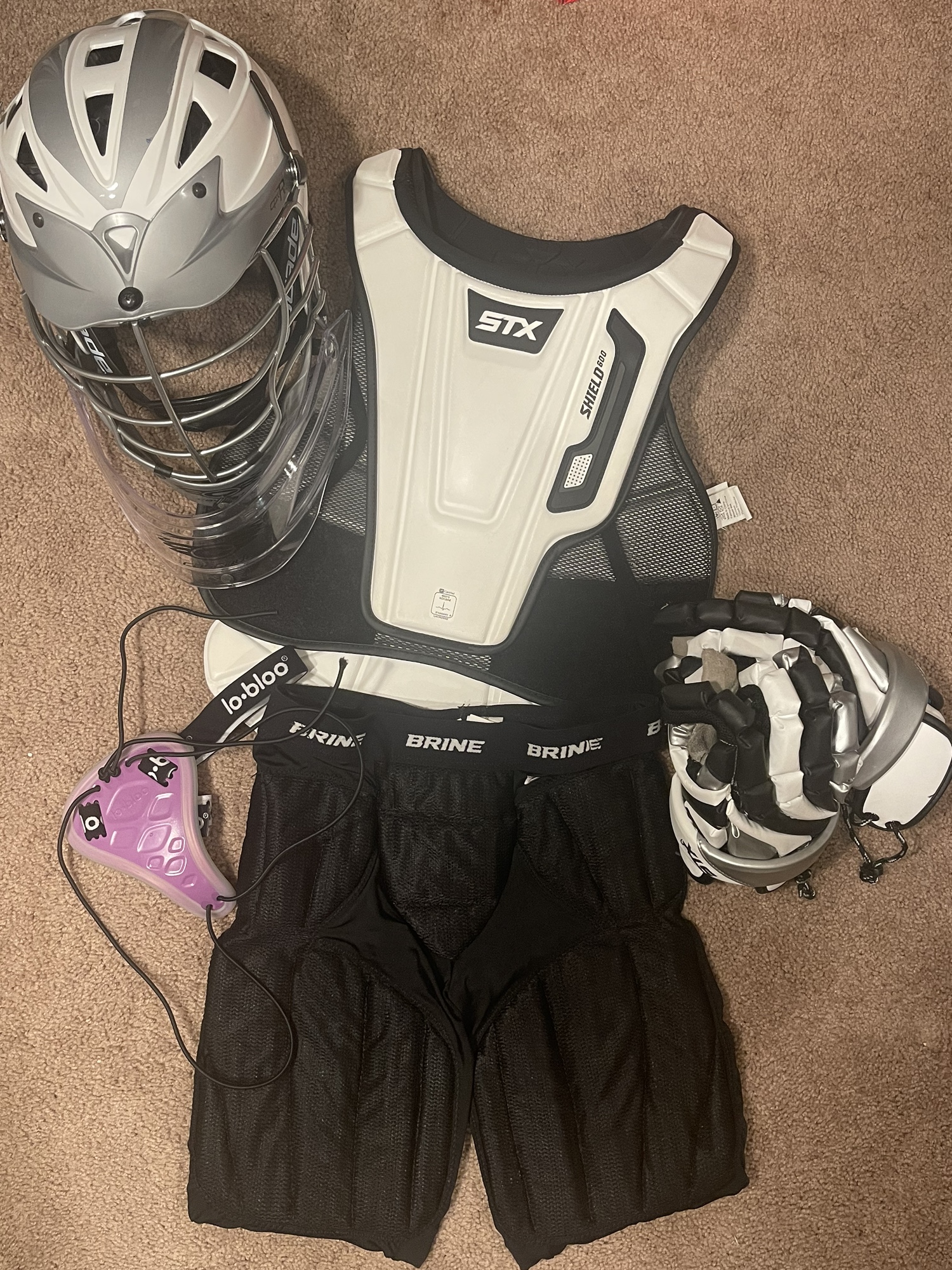 Free Shipping! Very good value lacrosse goalie women's bundle