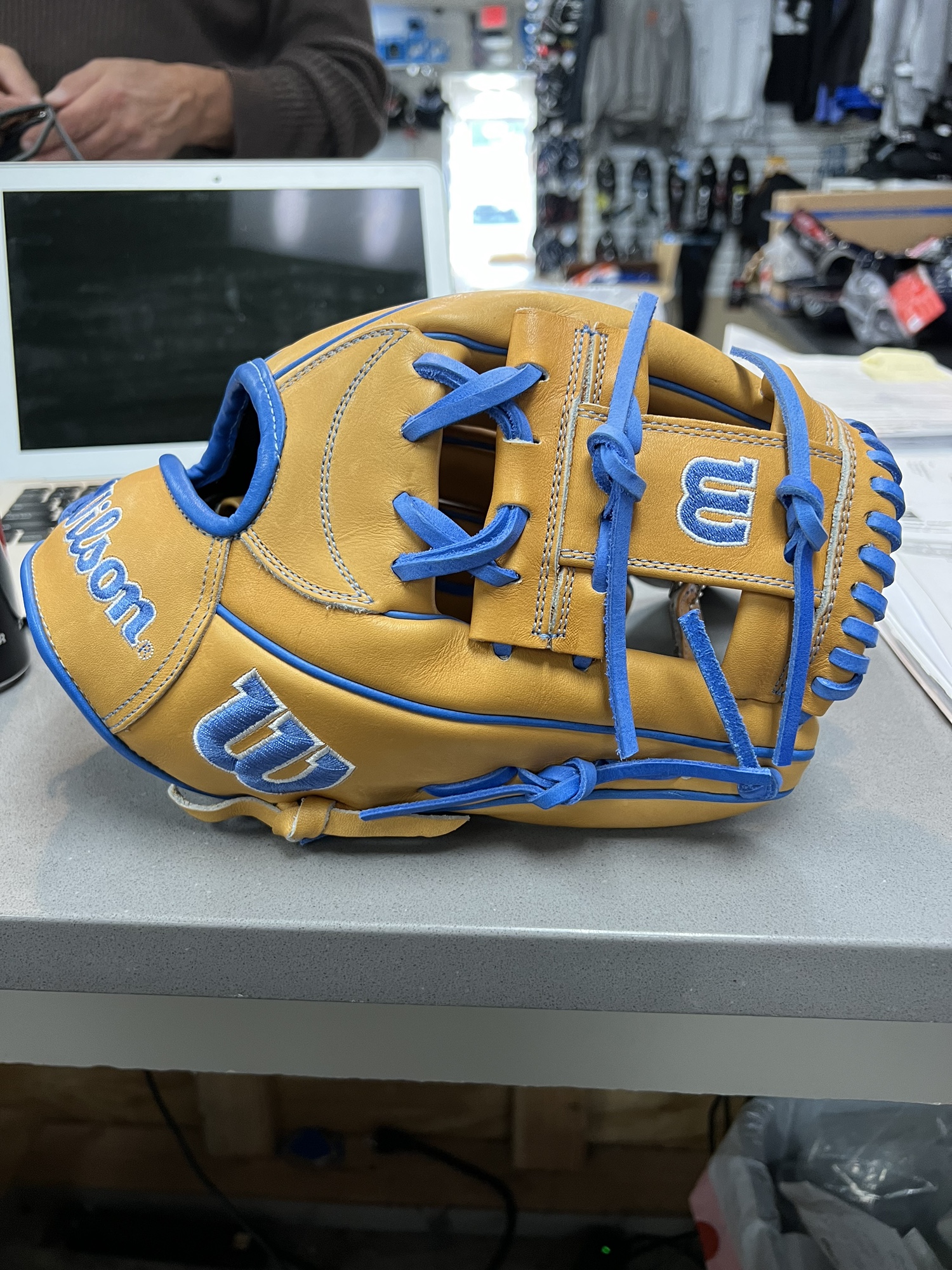 New Glove of the Month Wilson A2000 Baseball Glove 11.75" SidelineSwap