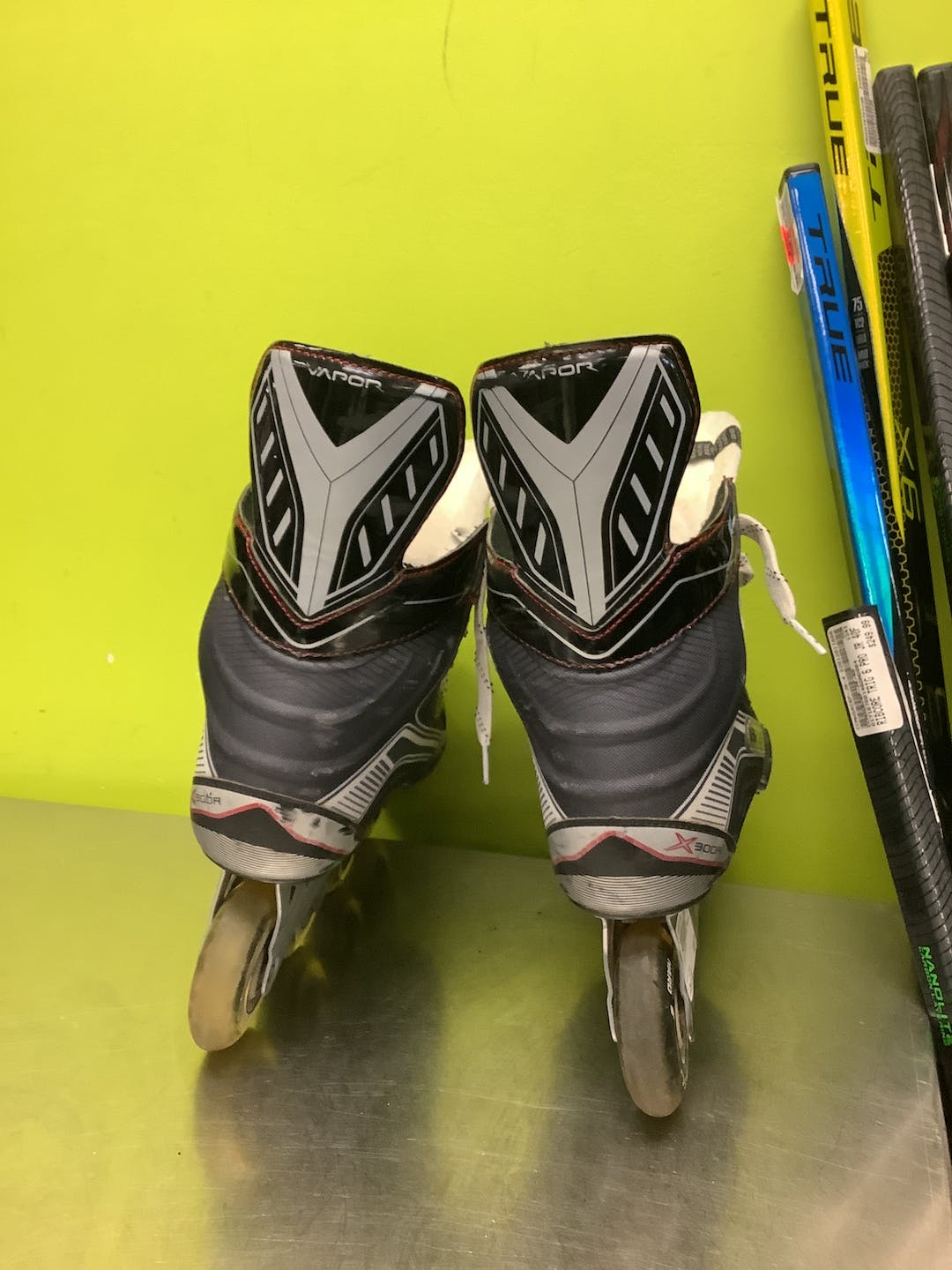 Used Bauer Senior 10 Roller Hockey Skates SidelineSwap