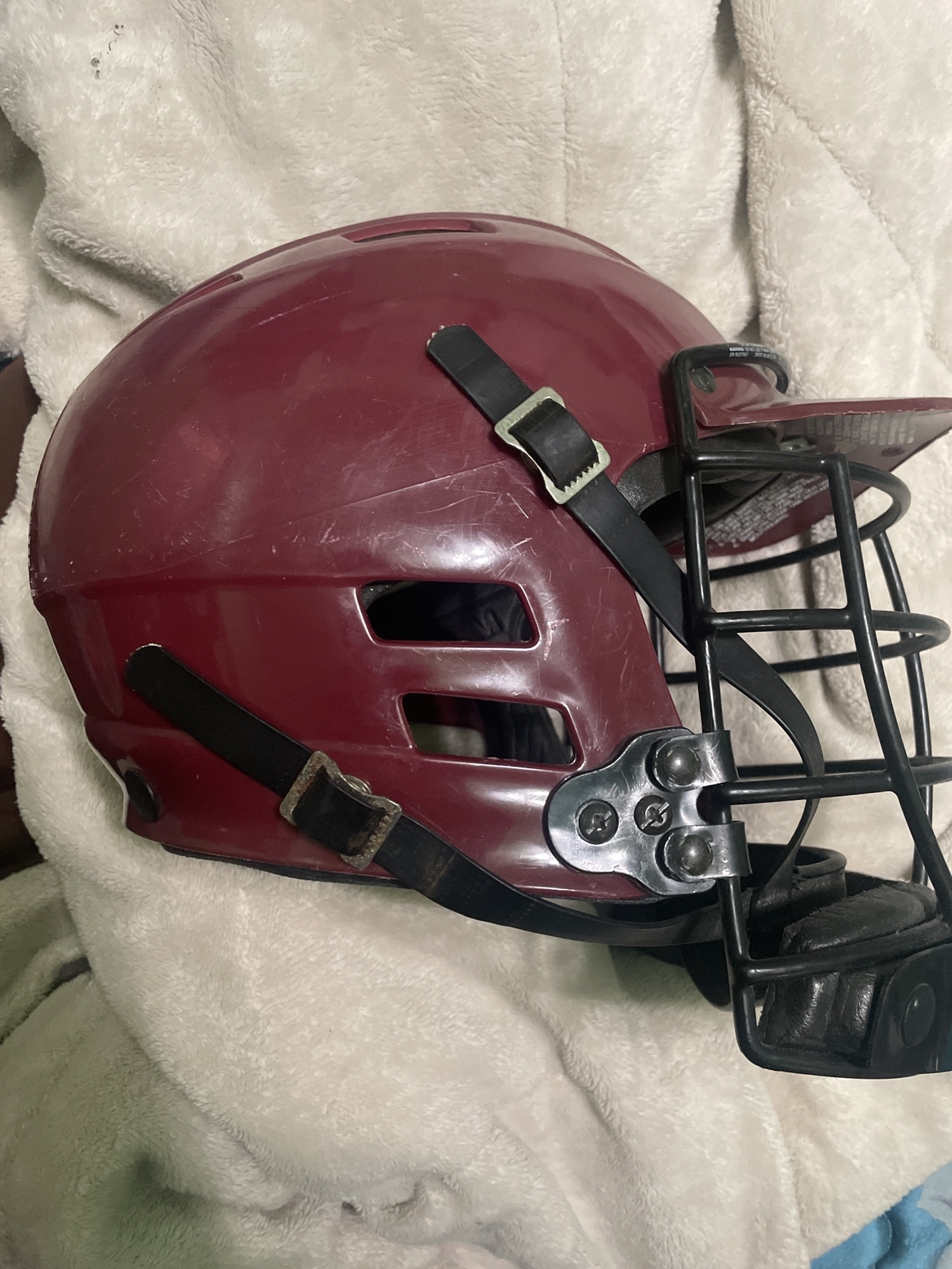 Used Old Cascade Helmet SidelineSwap