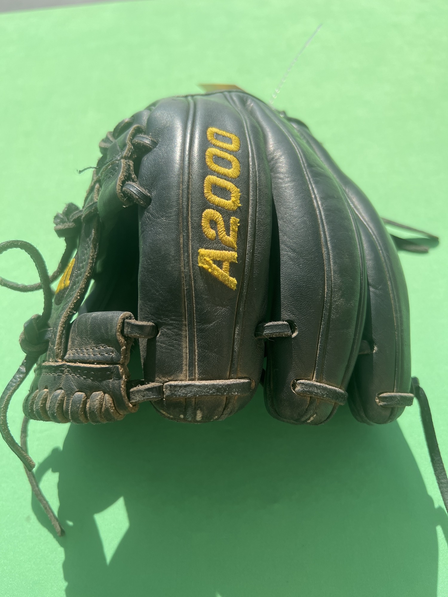 Used Wilson A2000 Right Hand Throw Baseball Glove 11.5" SidelineSwap