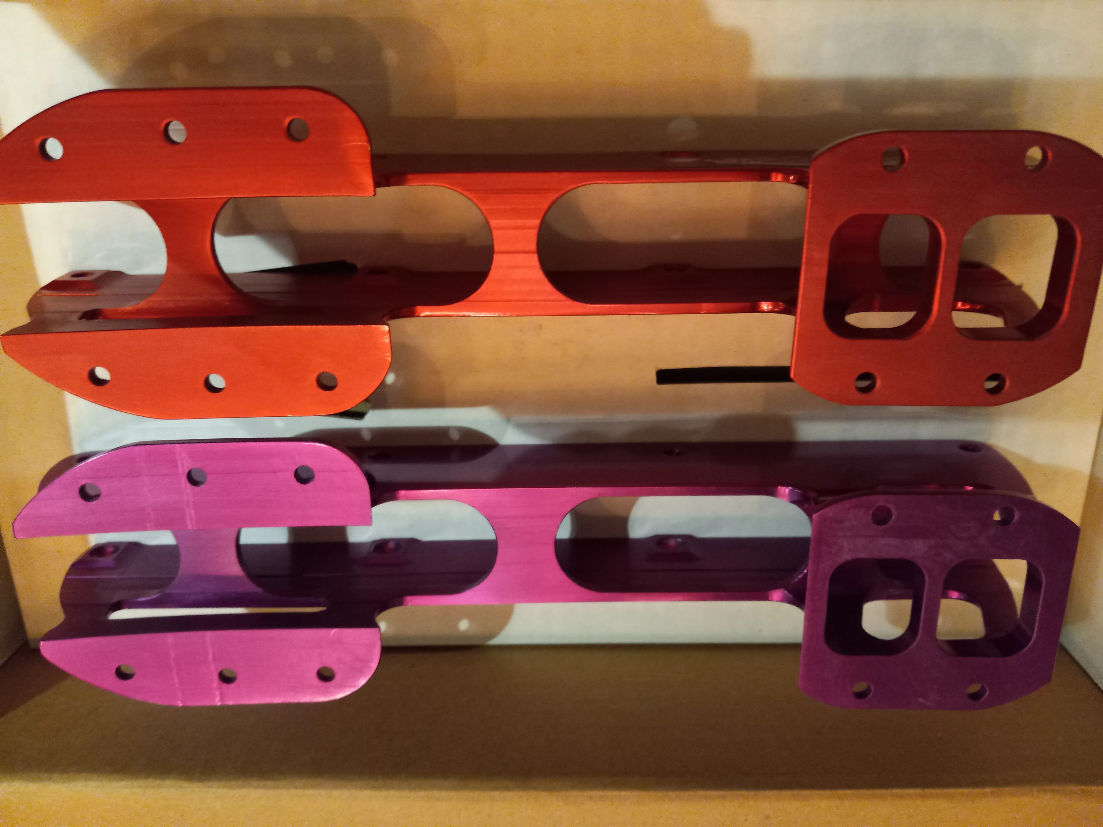 2 UNIQUE VIPER Inline Roller Hockey Chassis Frames! VERY UNUSUAL! ONE IS RED ONE IS PURPLE Small