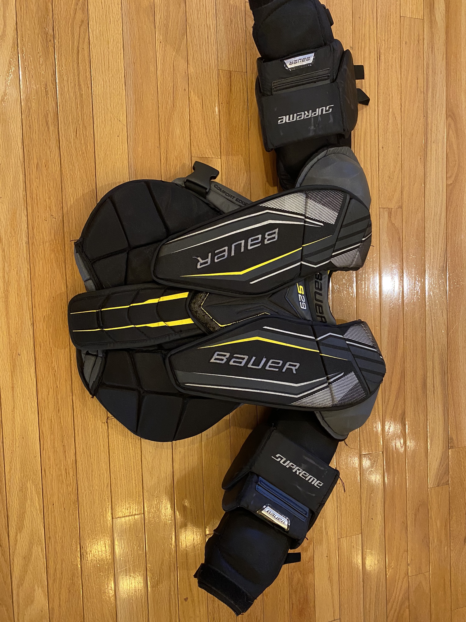 BAUER SUPREME S29 GOALIE CHEST AND ARM PROTECTOR INTERMEDIATE