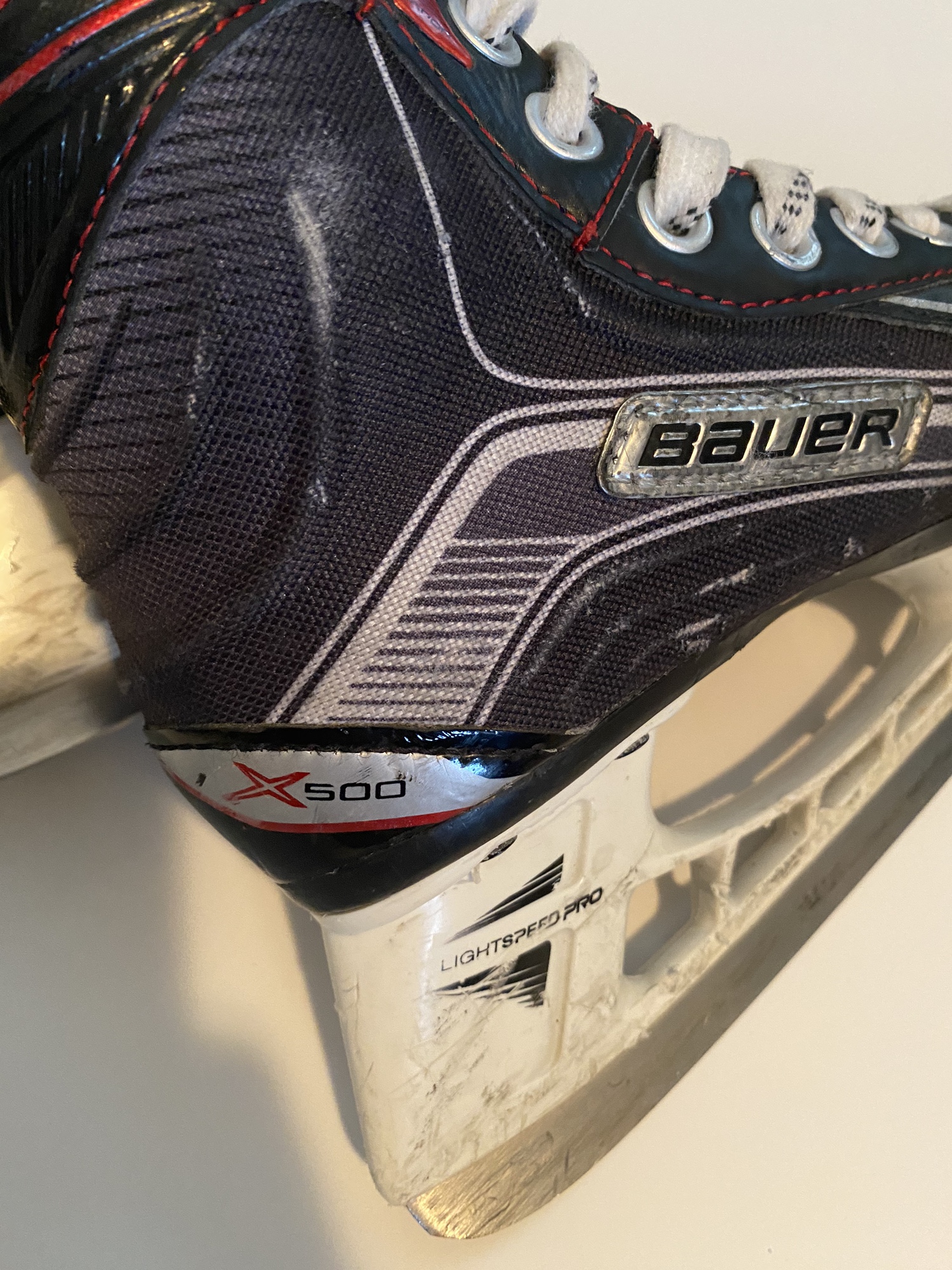 Used Bauer Regular Width Size 13 Vapor X500 Hockey Skates SidelineSwap