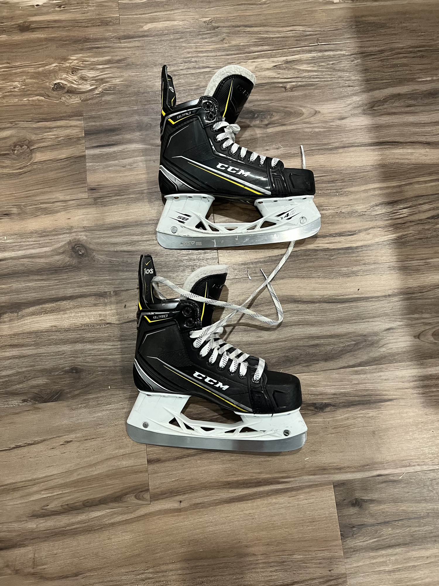 Used CCM Regular Width Size 7 Tacks 9080 Hockey Skates SidelineSwap