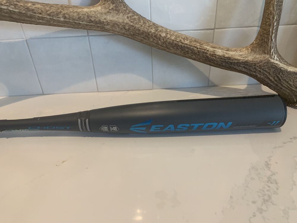 2018 EASTON GHOST 30/19 (11) FAST PITCH SOFTBALL BAT SidelineSwap