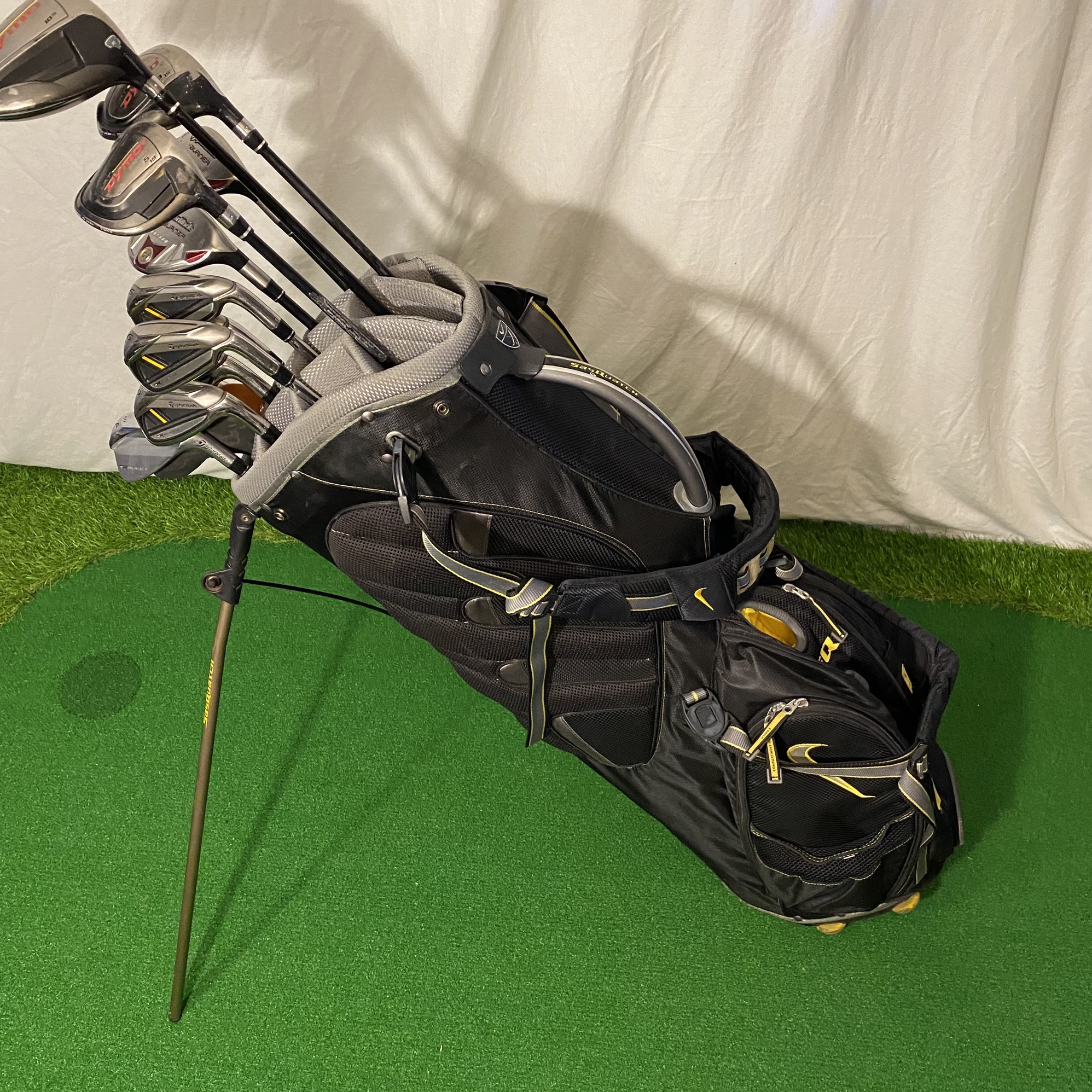 Taylormade Rbladez Golf Club Set Complete With Ogio Stand Bag