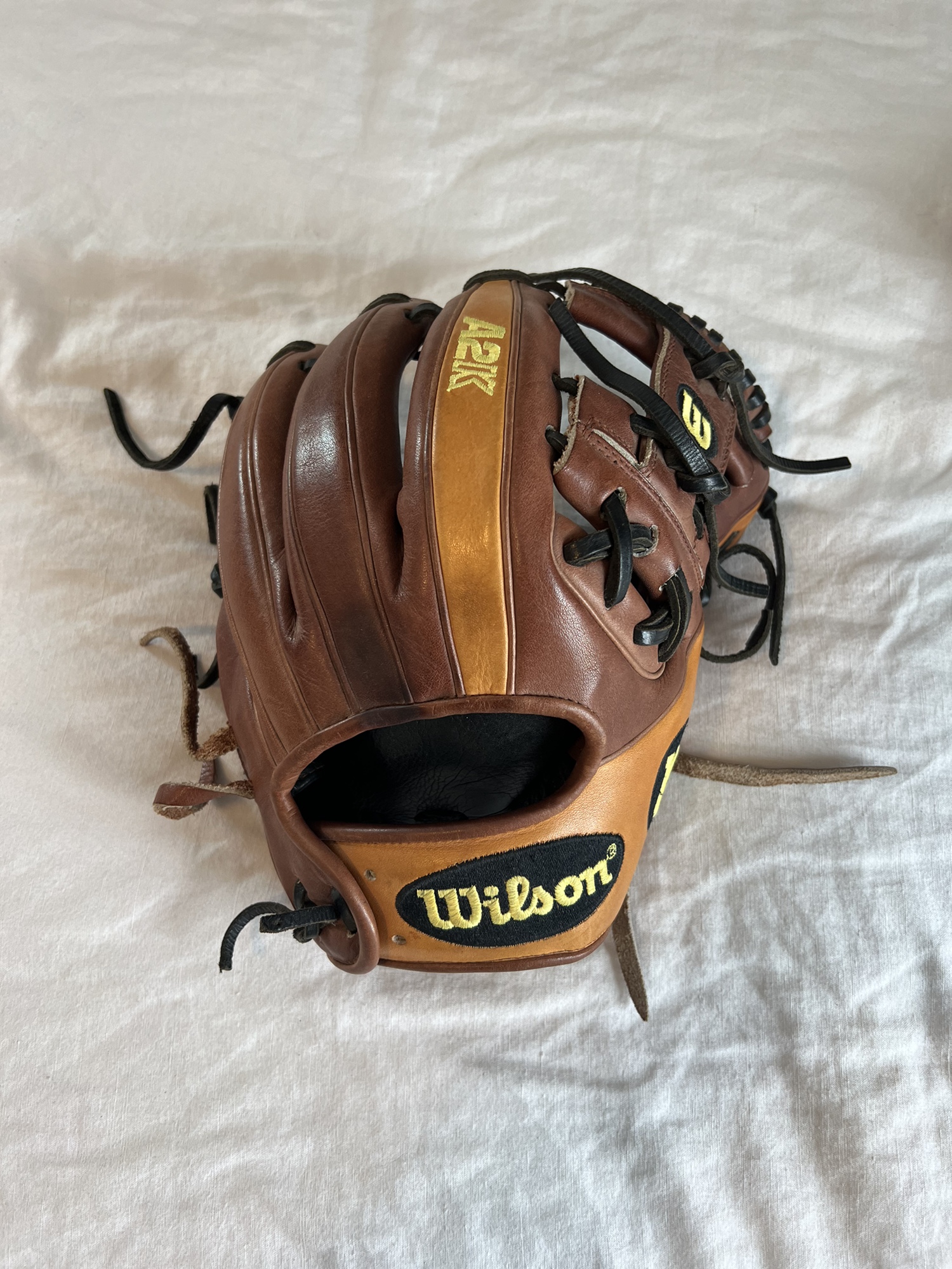 Wilson A2K Baseball Glove Infield 11.5" SidelineSwap
