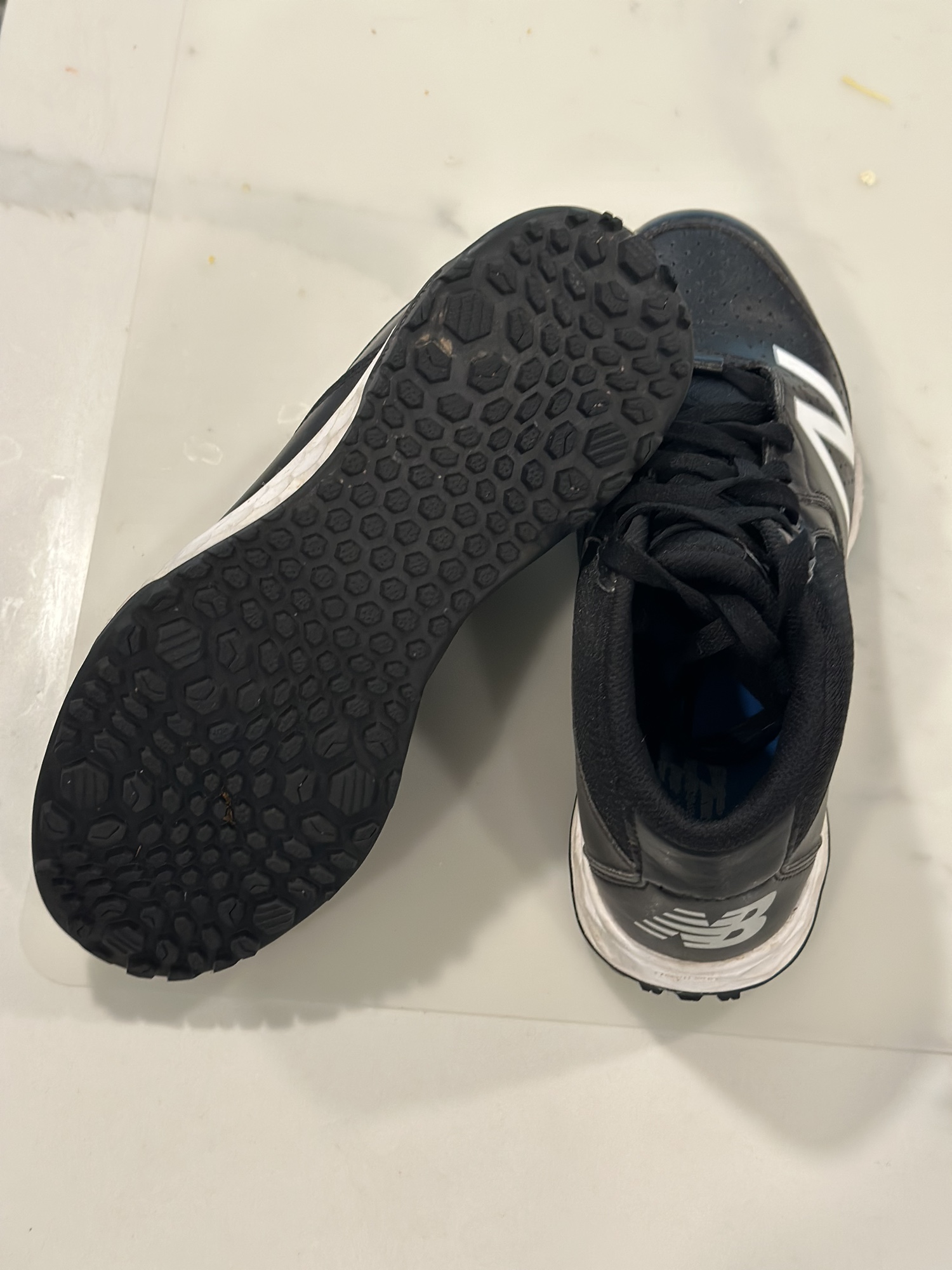 2019 new balance baseball cleats