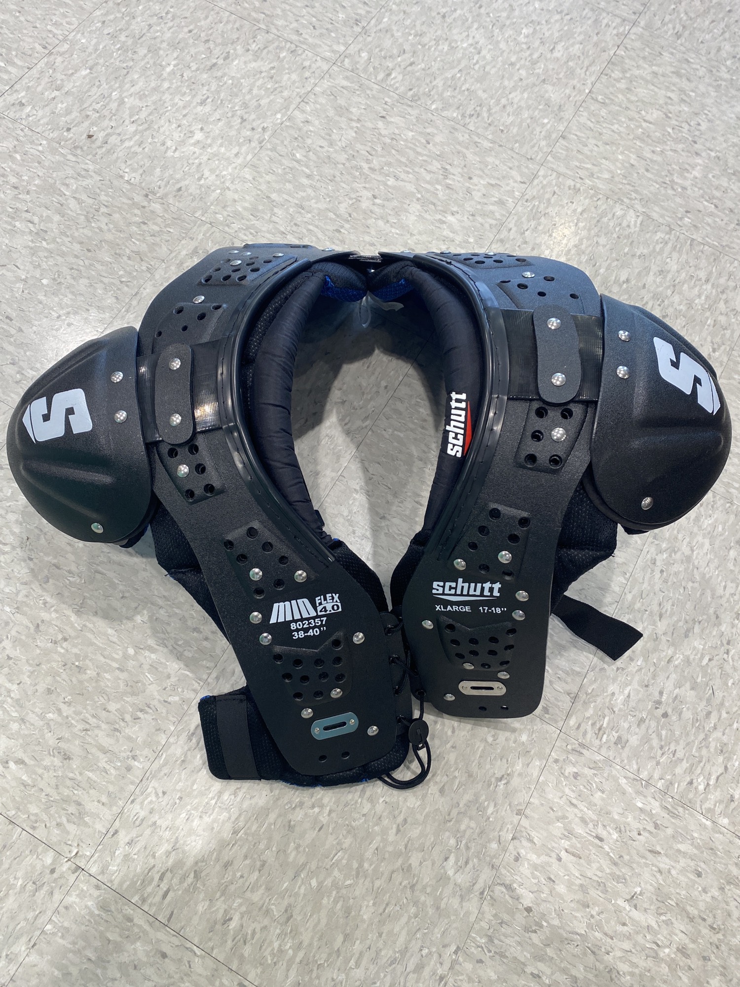 Used Extra Large Schutt Shoulder Pads SidelineSwap