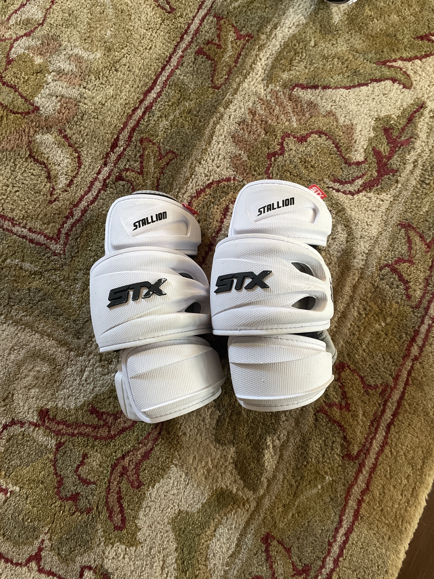 Adult Medium STX Stallion 500 Arm Pads SidelineSwap