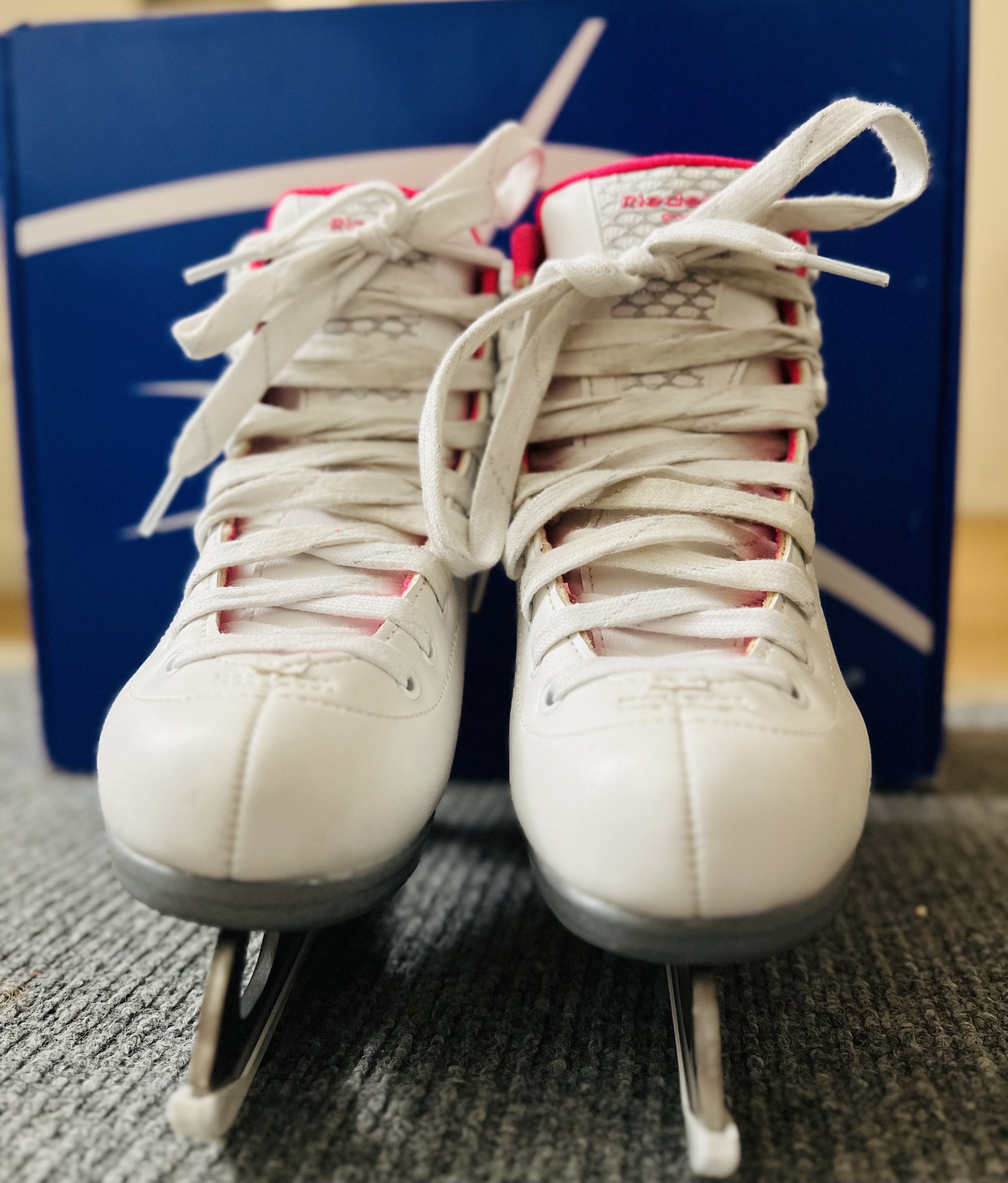 Used like New Riedell Figure Skates Size J13 SidelineSwap