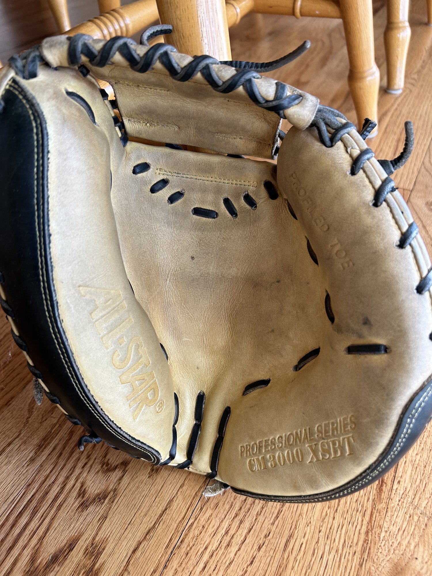 All Star Pro Elite Catchers Mitt SidelineSwap