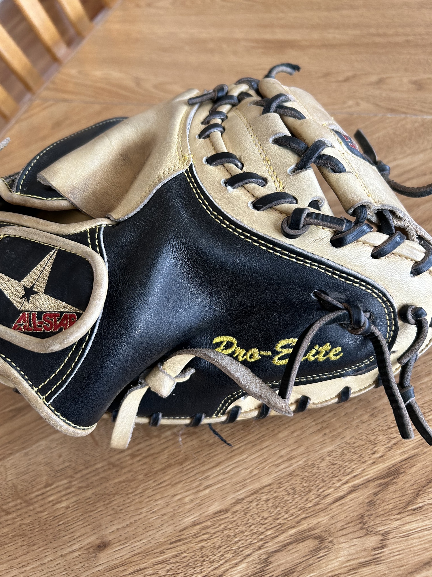 All Star Pro Elite Catchers Mitt SidelineSwap