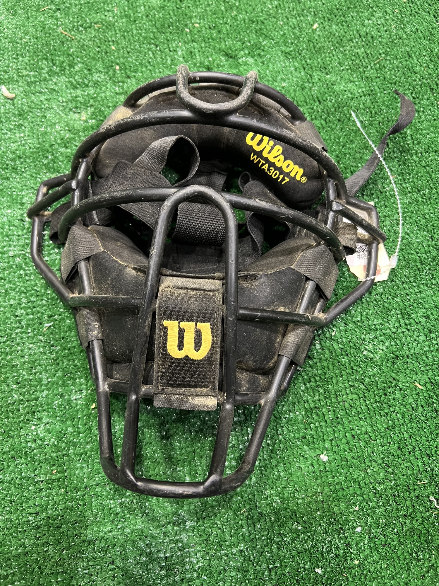 Used Wilson Catcher's Mask SidelineSwap