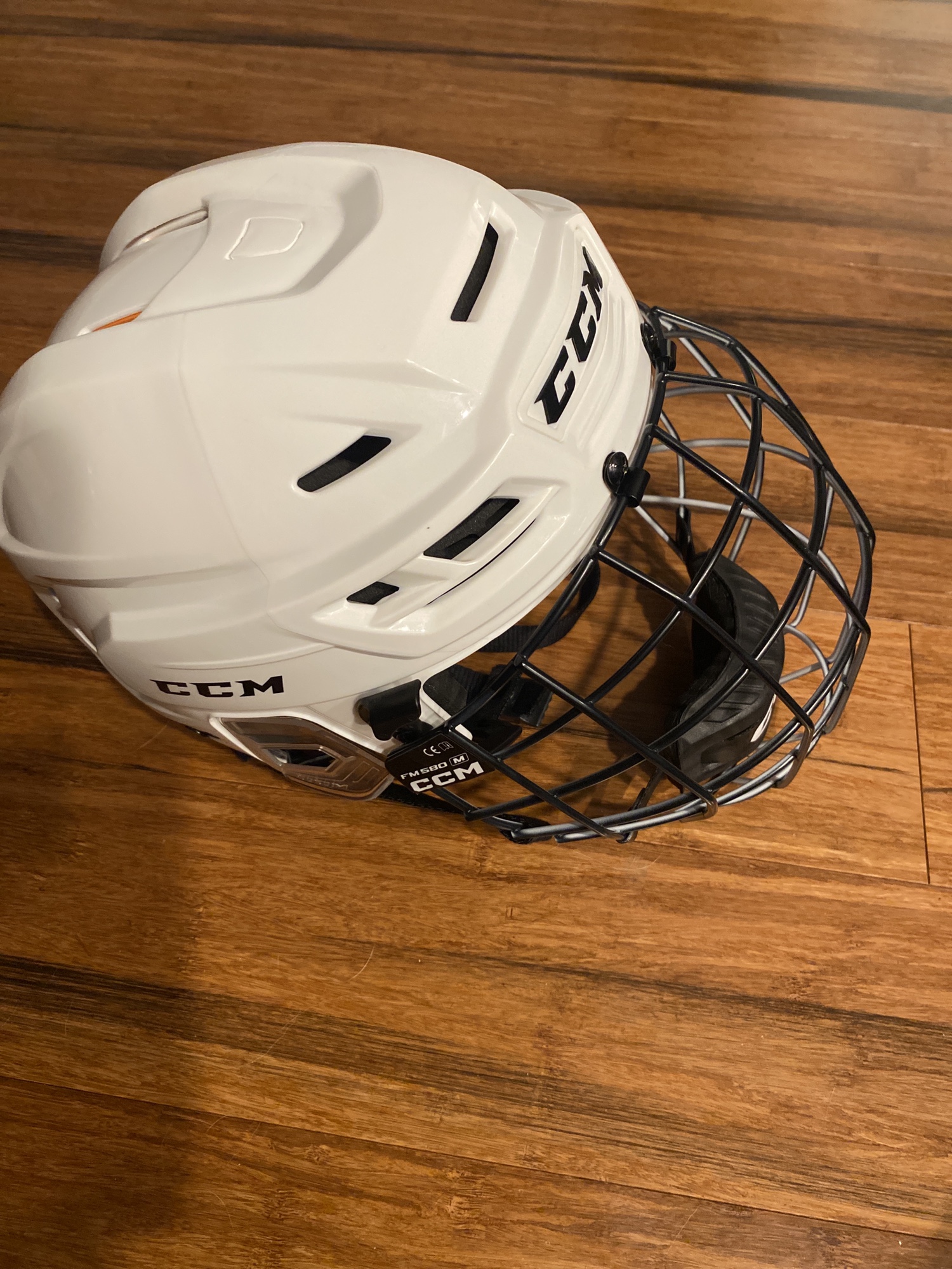 ccm super tacks 710 medium helmet +cage SidelineSwap