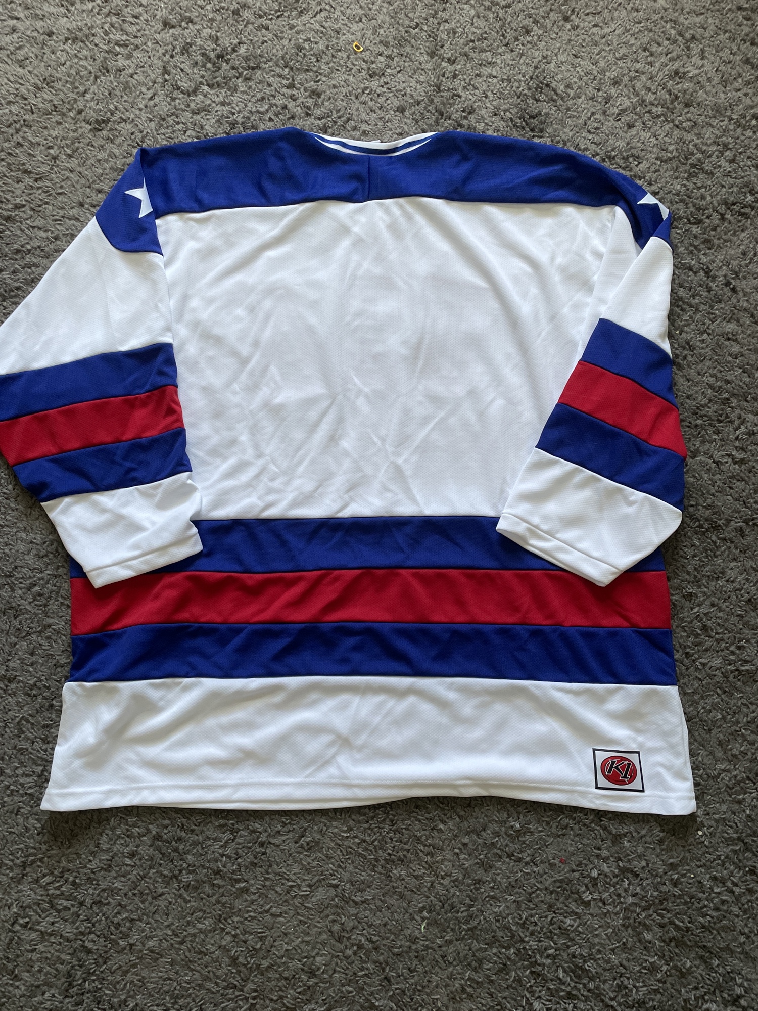 usa-mens-hockey-jersey-sidelineswap