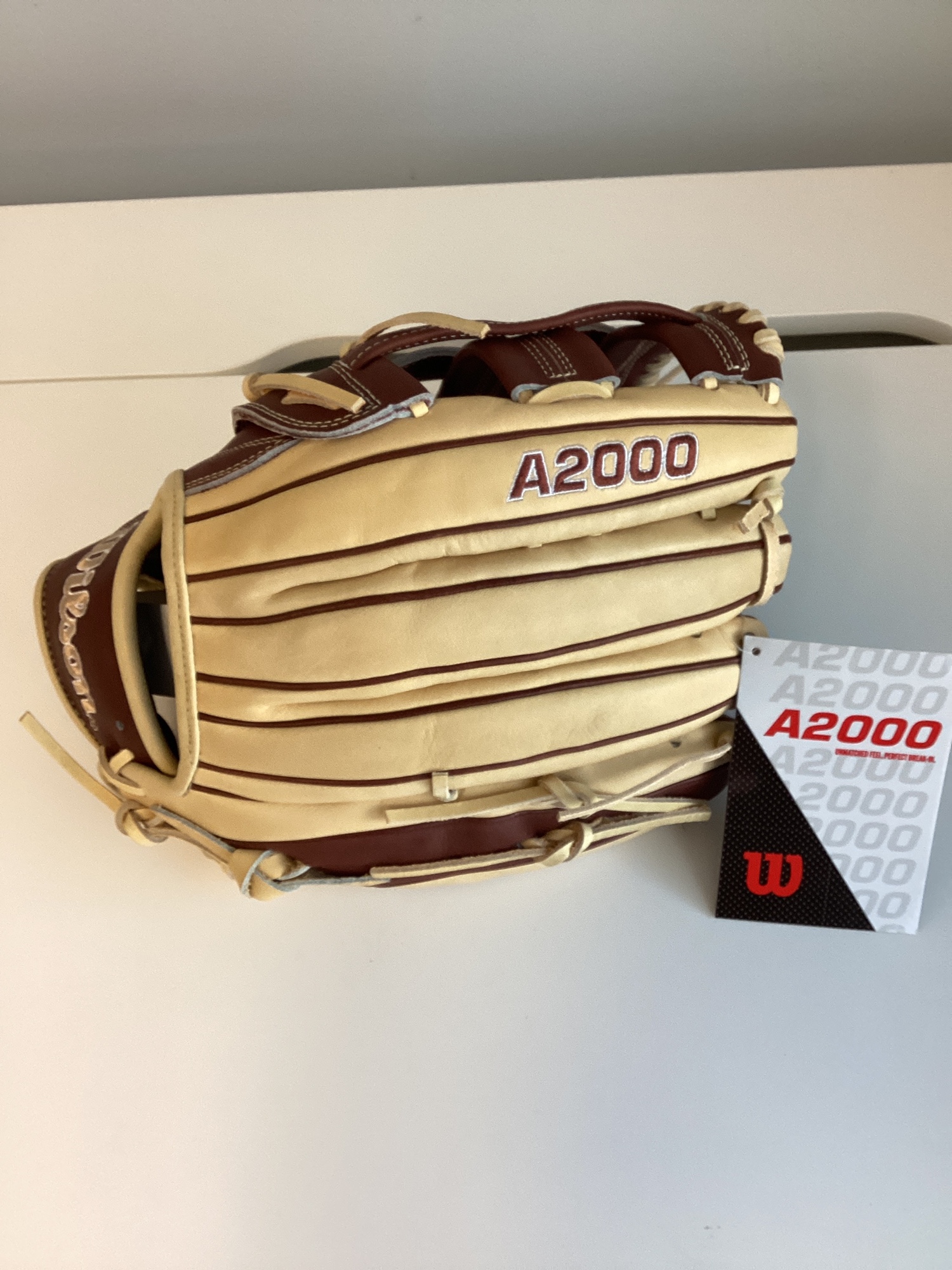 New Wilson Left Hand Throw Outfield A2000 1799 Baseball Glove 12.75