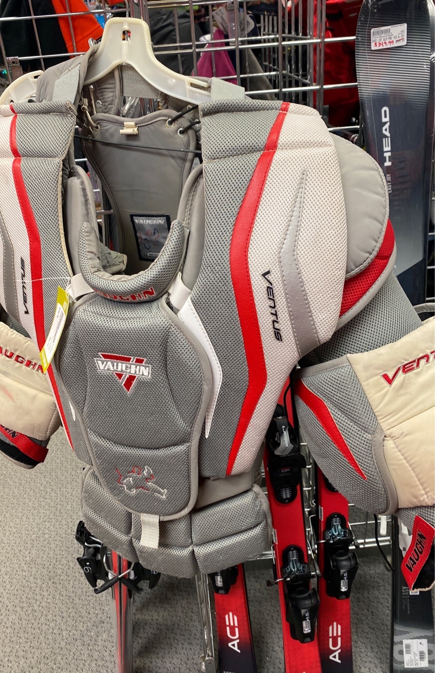Vaughn Ventus LT88 Used Medium Senior Goalie Chest Protector SidelineSwap