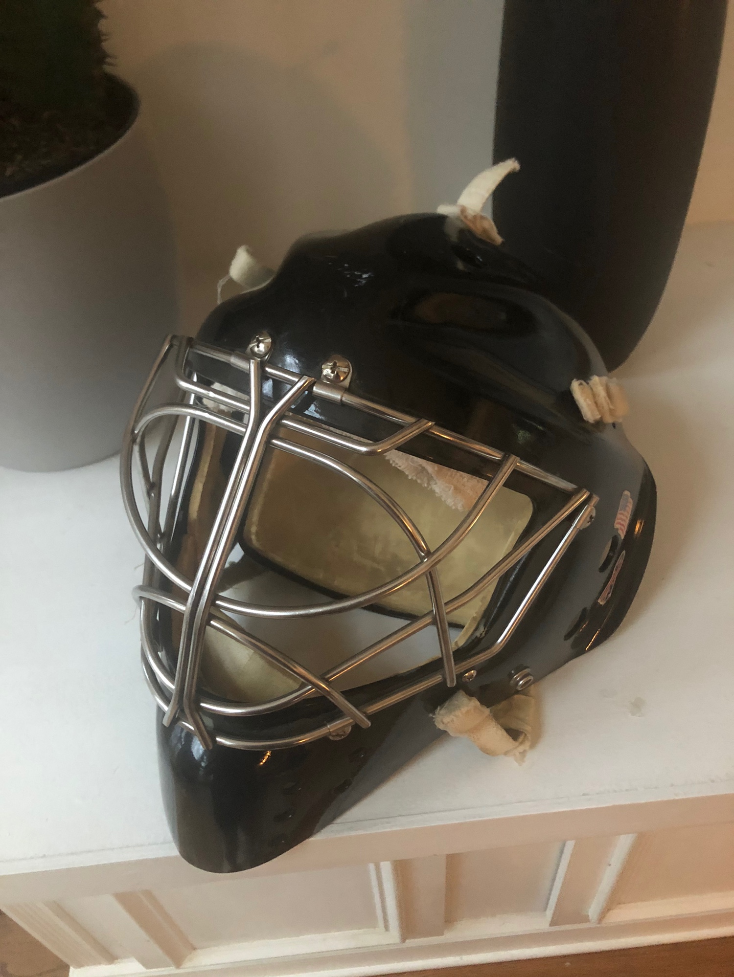 Badger Elite Vintage Ice Hockey Goalie Mask Helmet Cat Eye Cage