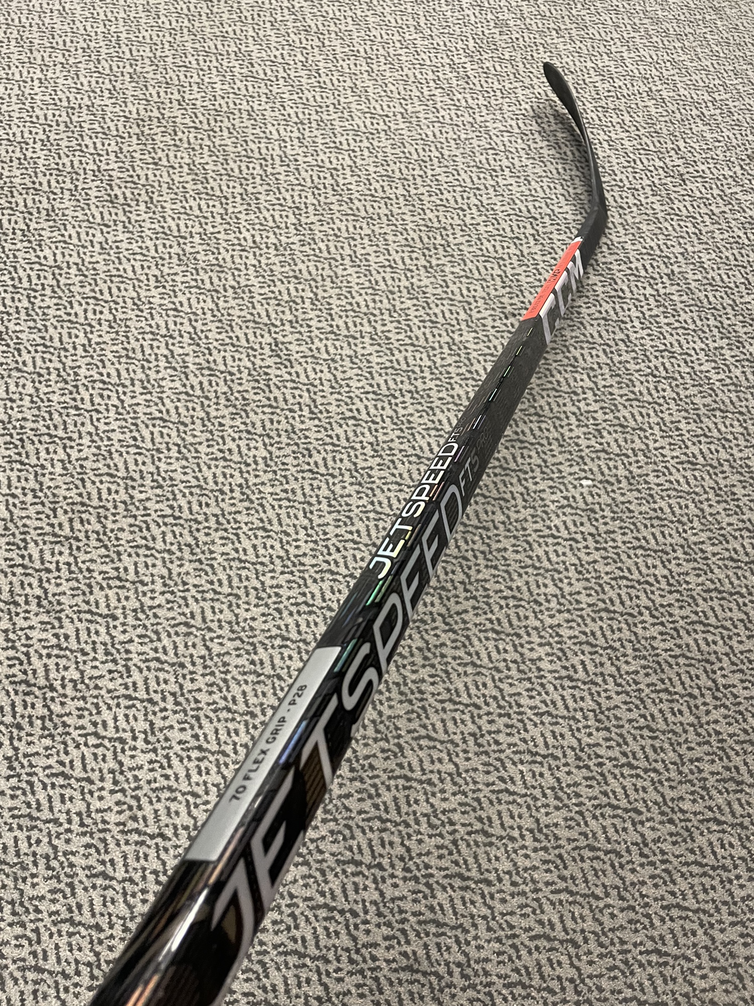 CCM Chrome FT5 Pro 70 flex P28 curve right hand stick | SidelineSwap