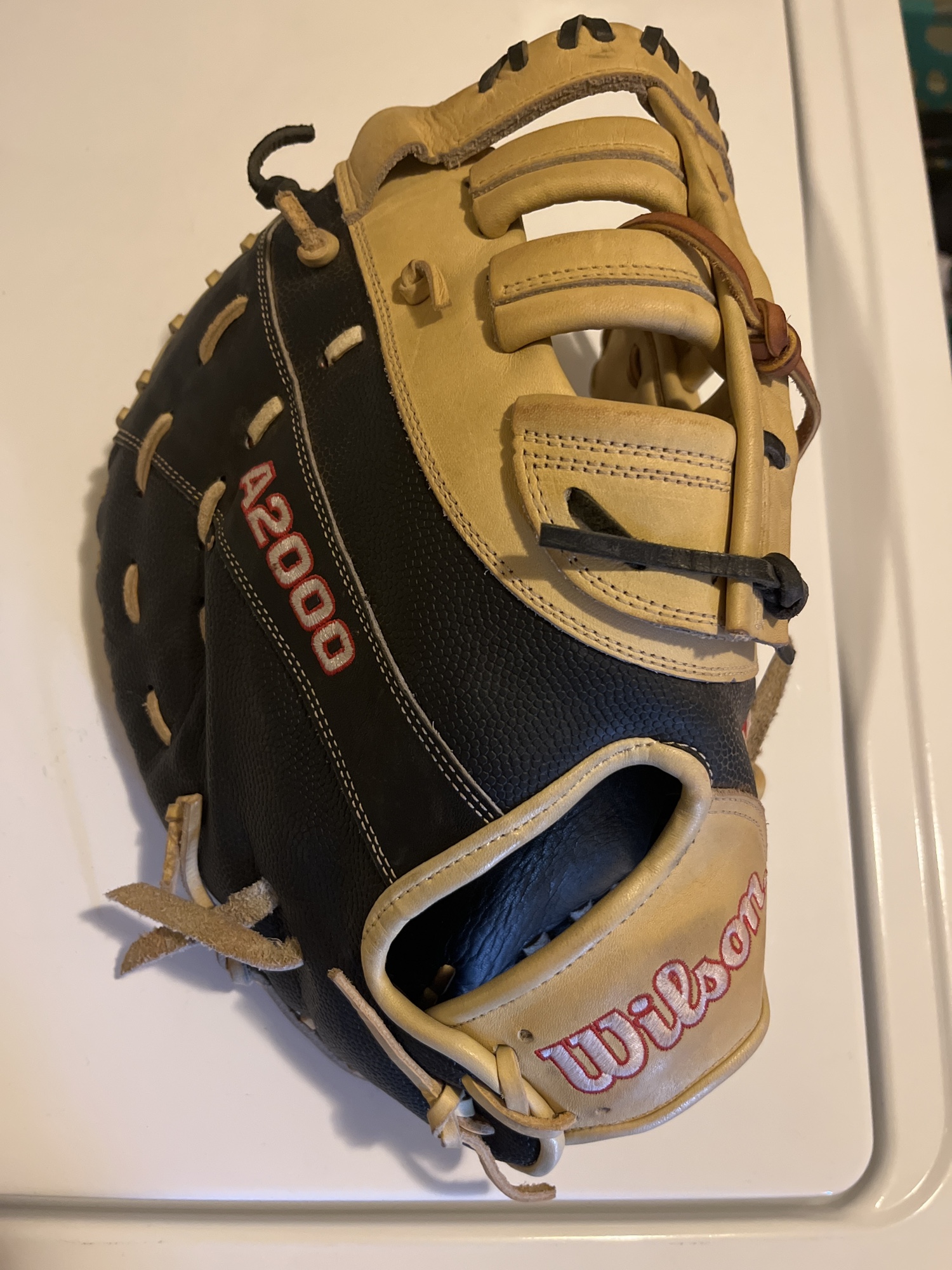 Wilson A2000 first base glove SidelineSwap