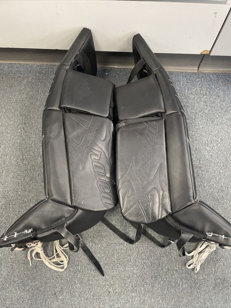 Int size 33” inch + 1” inch Pro Sizing Bauer GP XR8 Ice Hockey Goalie