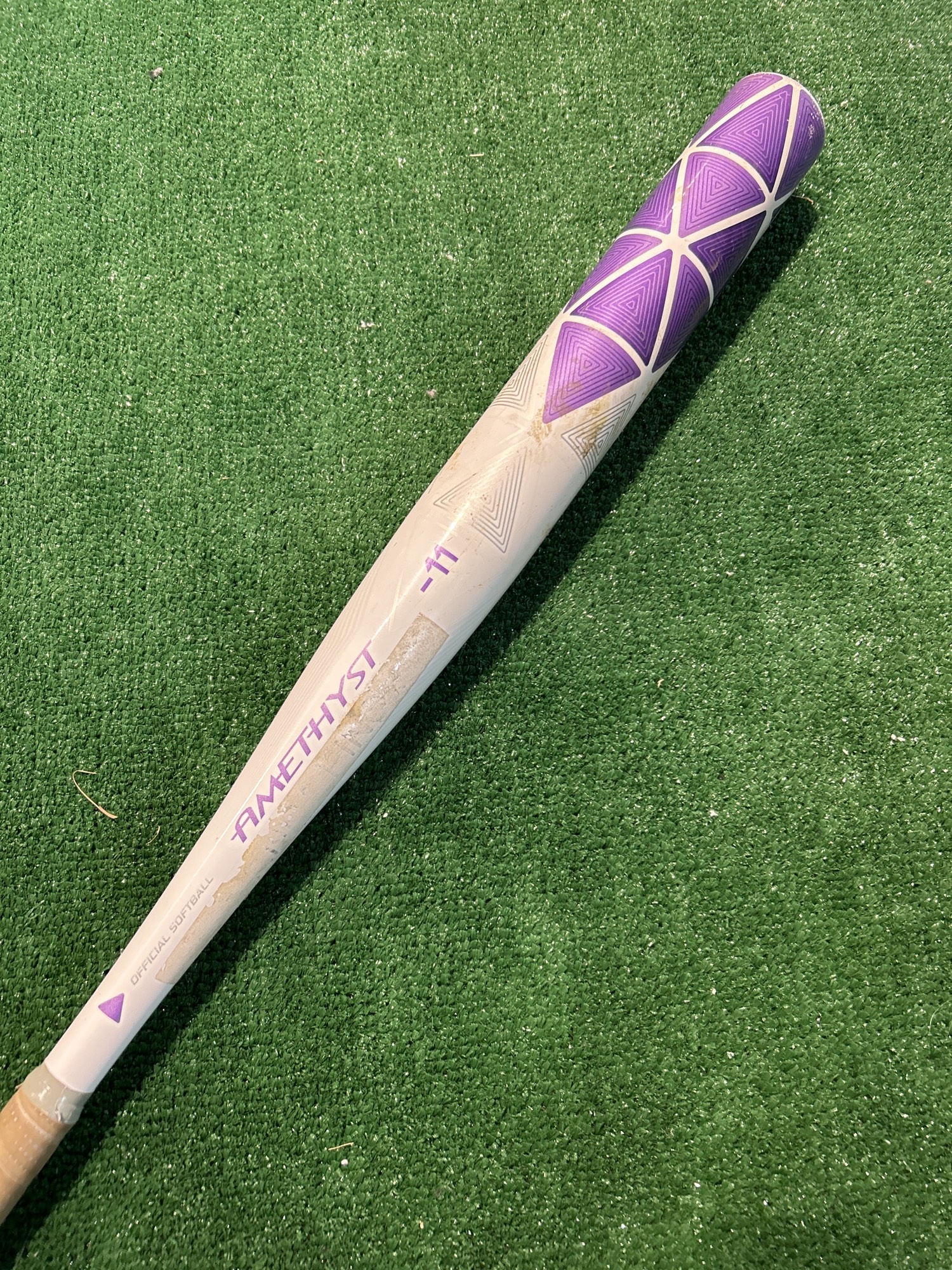 Used Easton amethyst Alloy Bat 11 21OZ 32" SidelineSwap