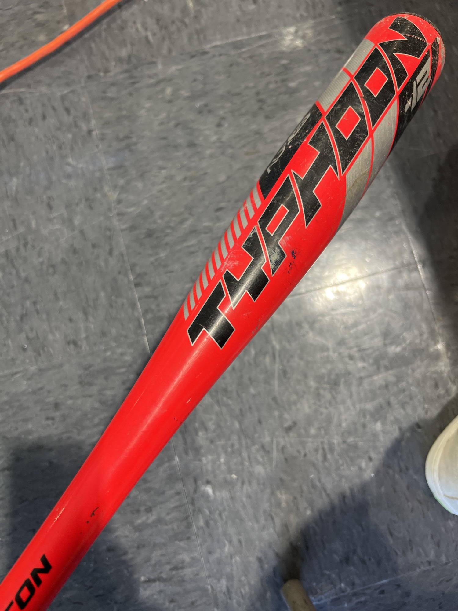 Used USABat Certified Easton Typhoon Alloy Bat 12 16OZ 28" SidelineSwap