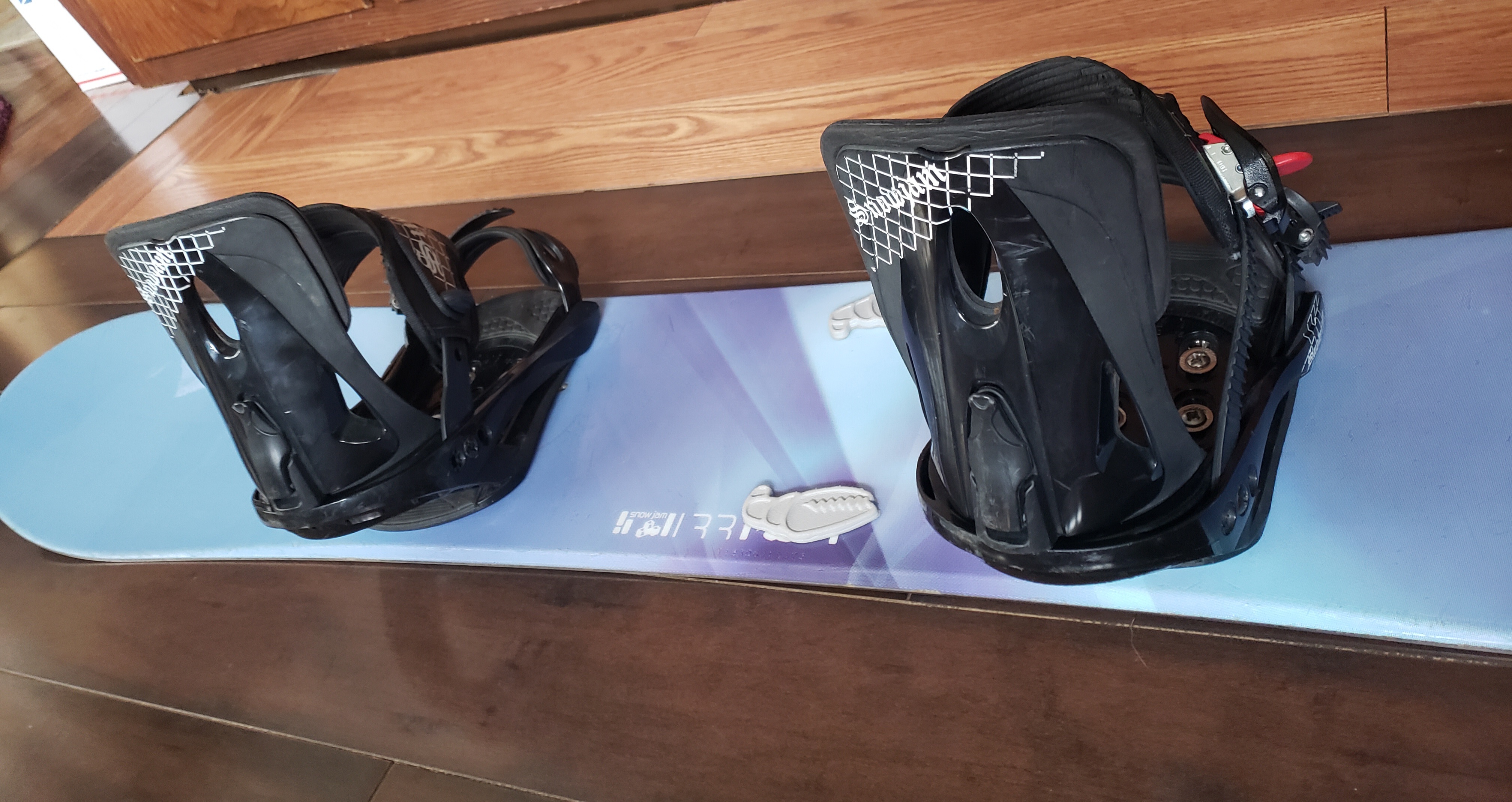 133cm SNOW JAM WOMENS SNOWBOARD WITH SNOW JAM SMALL BINDINGS *USED* CLEANREADY TO USE