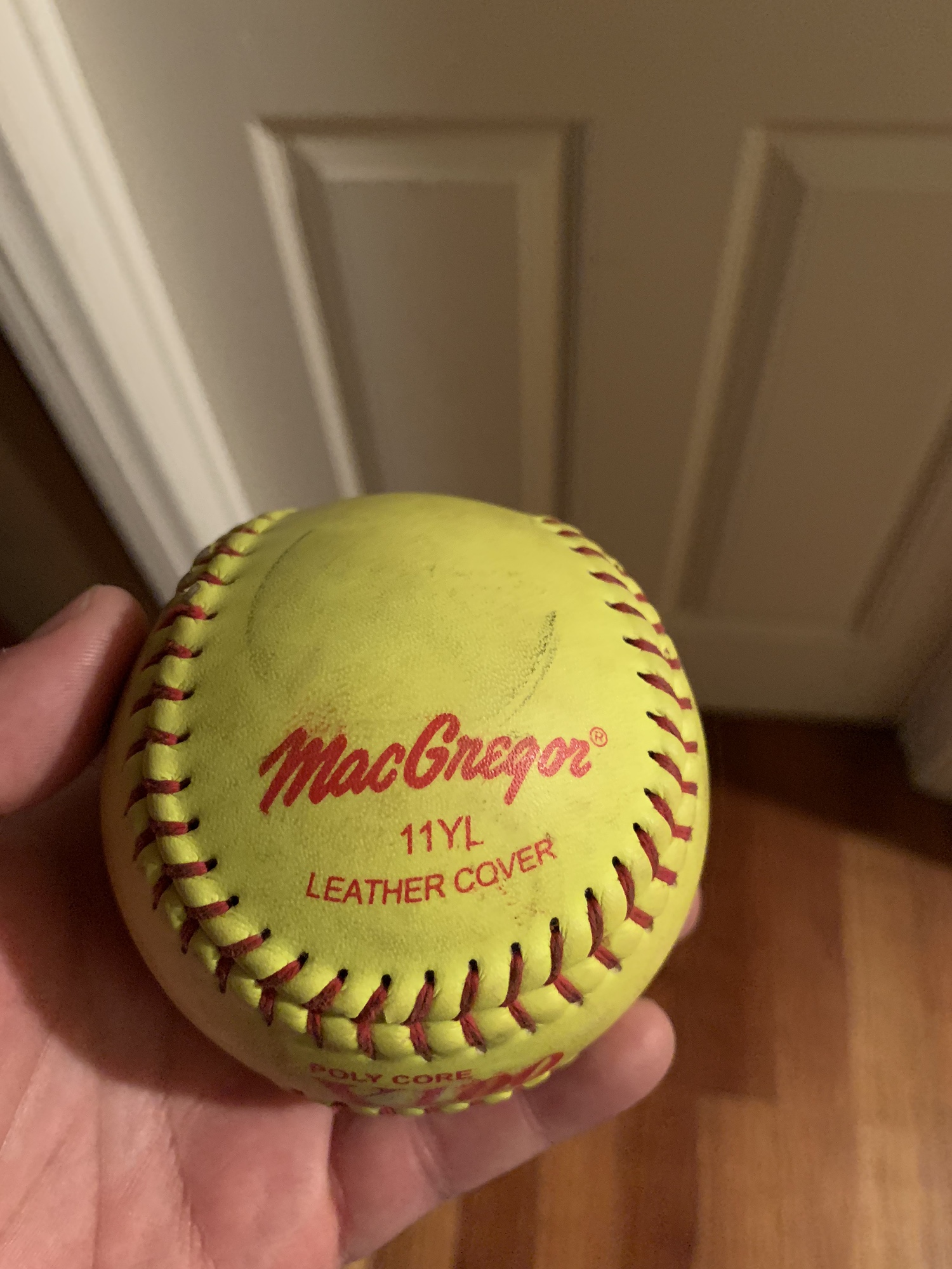 MacGregor Poly Core X100 11YL Softball SidelineSwap