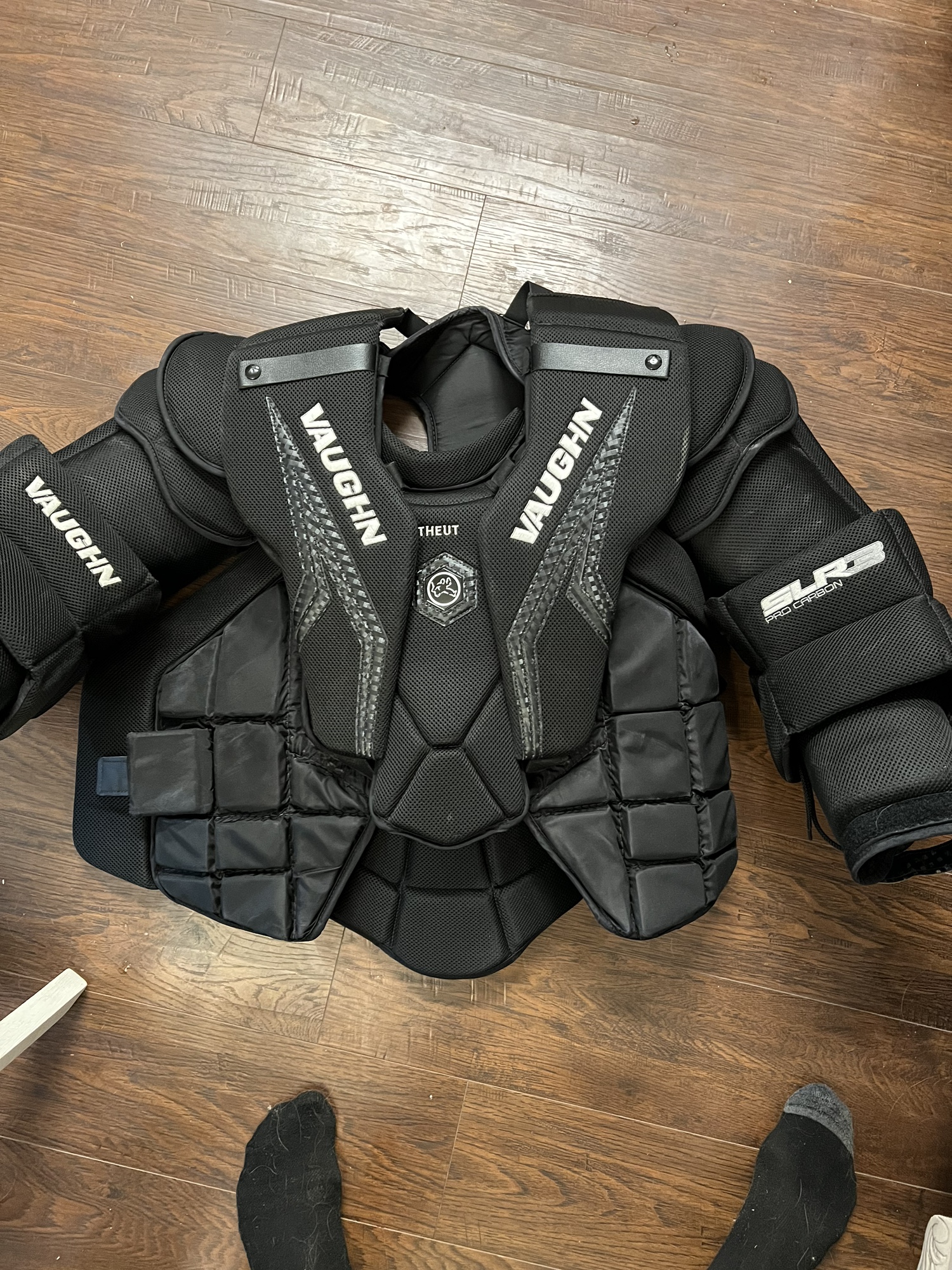 Vaughn Pro Stock SLR3 Pro Carbon Goalie Chest Protector SidelineSwap