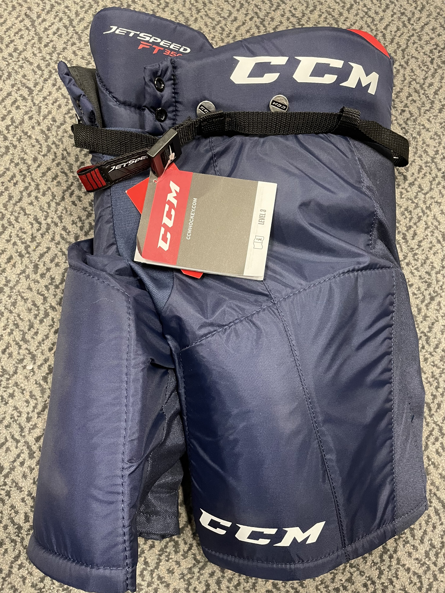 CCM Navy FT350 Junior Medium Breezers SidelineSwap