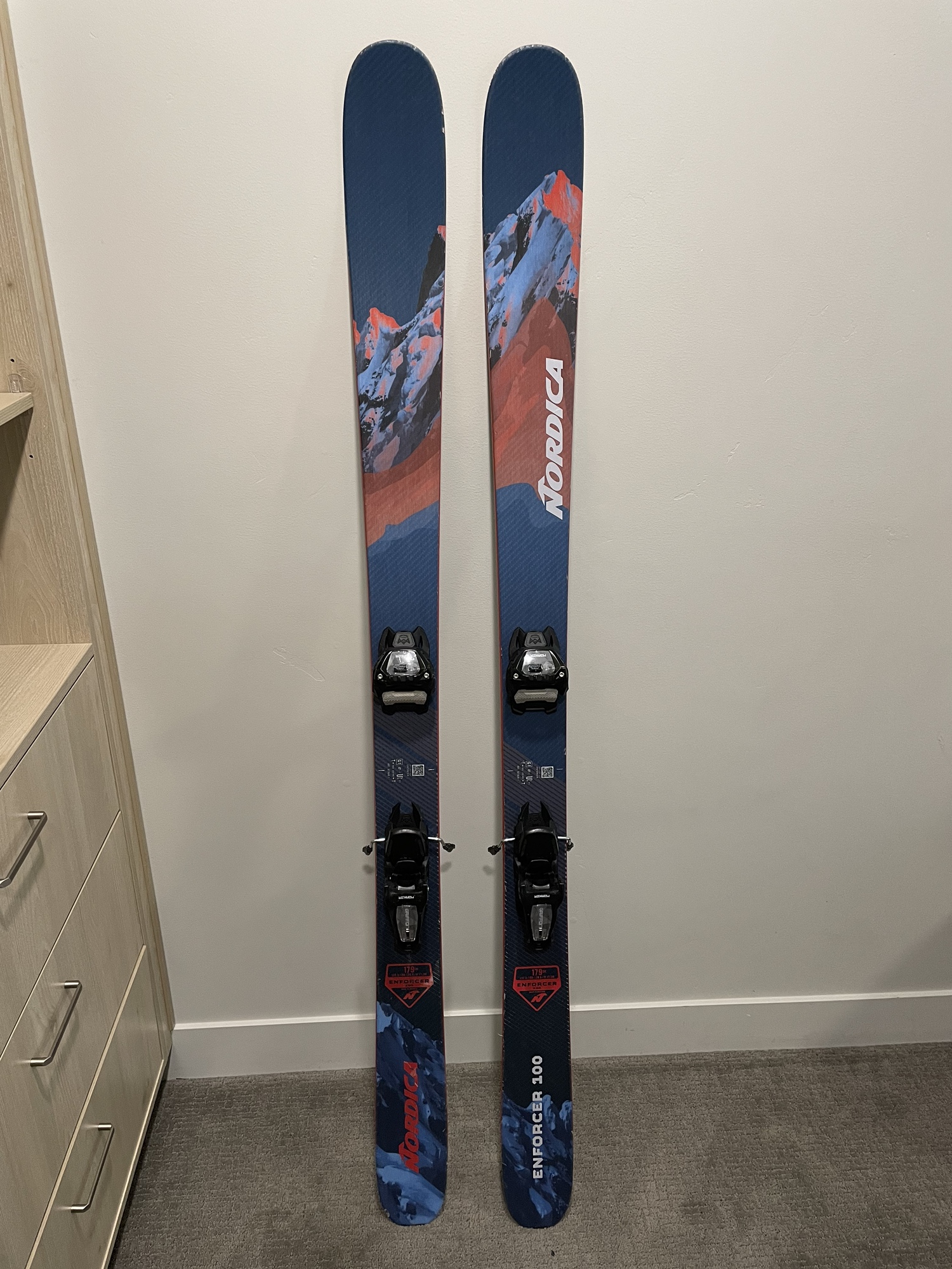 2022 Nordica Enforcer 100 Skis (179cm) with Marker Griffon