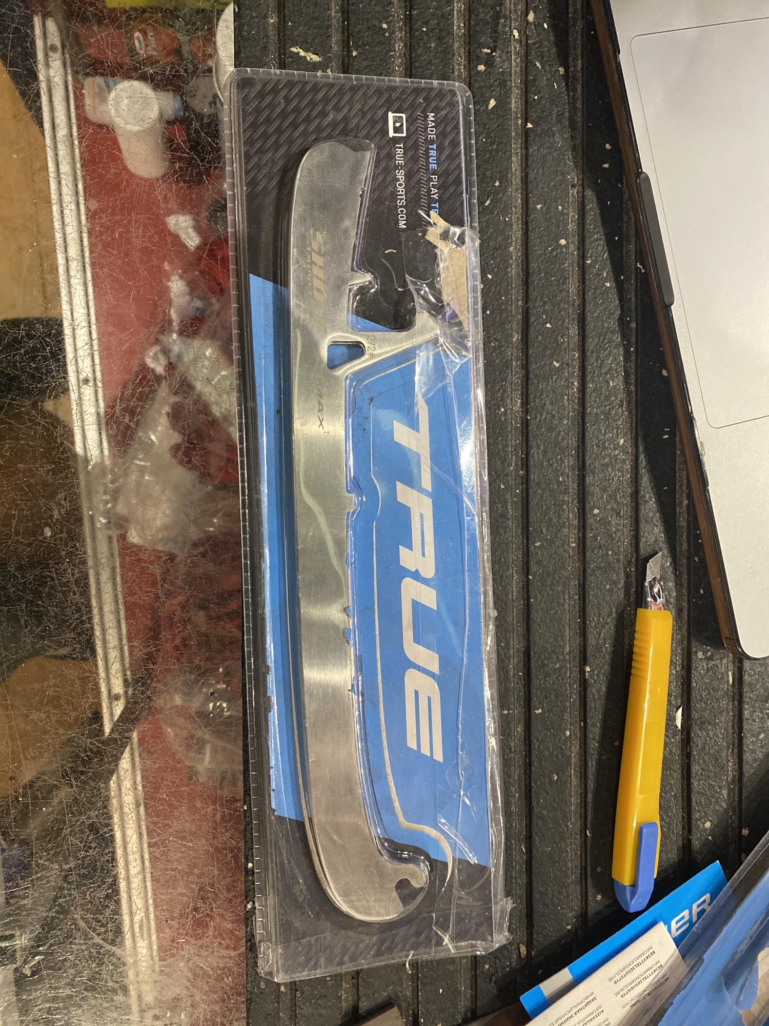 True Shift stainless replacement blades for True skates, Shift holders