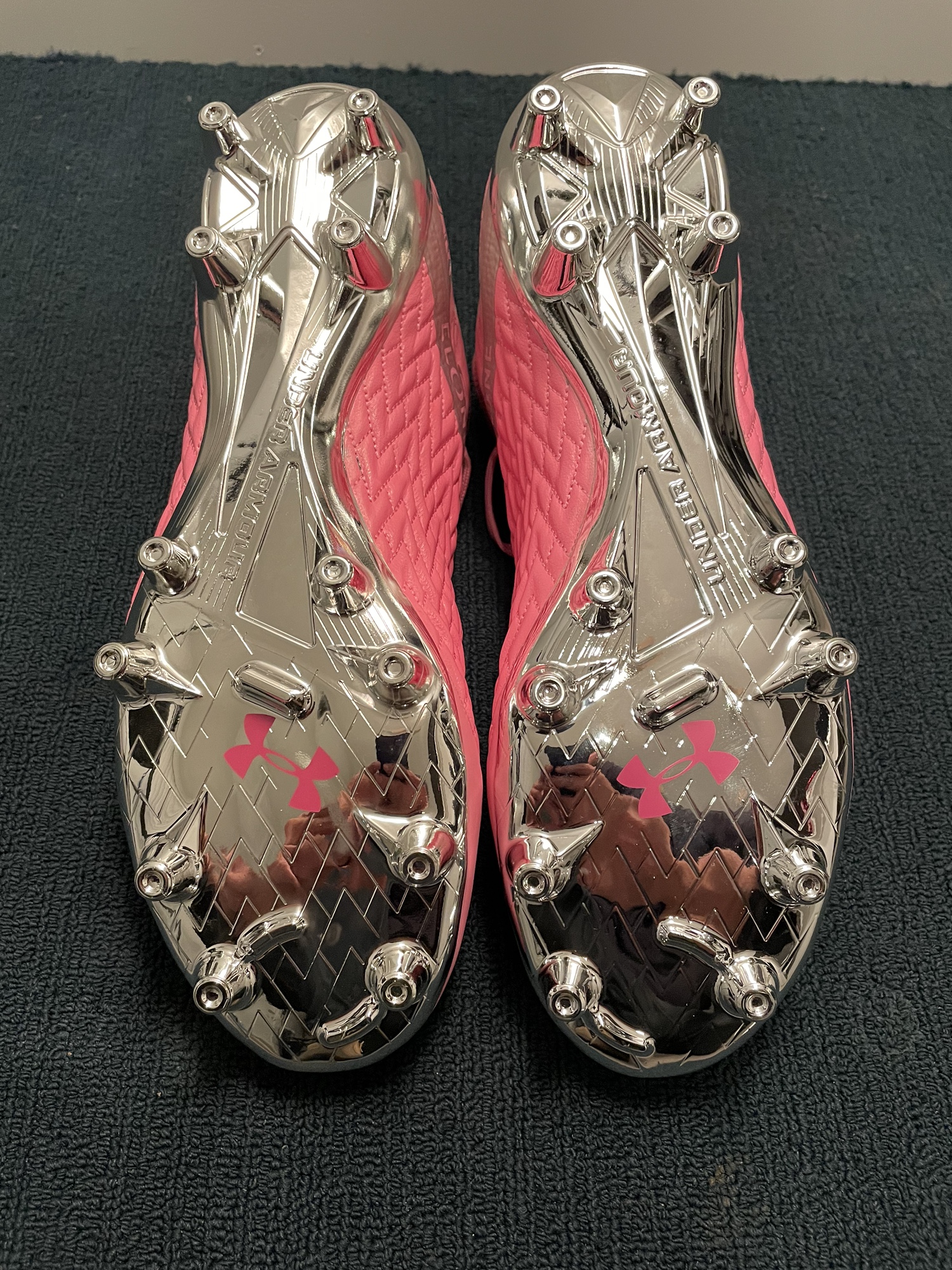 mens pink soccer cleats