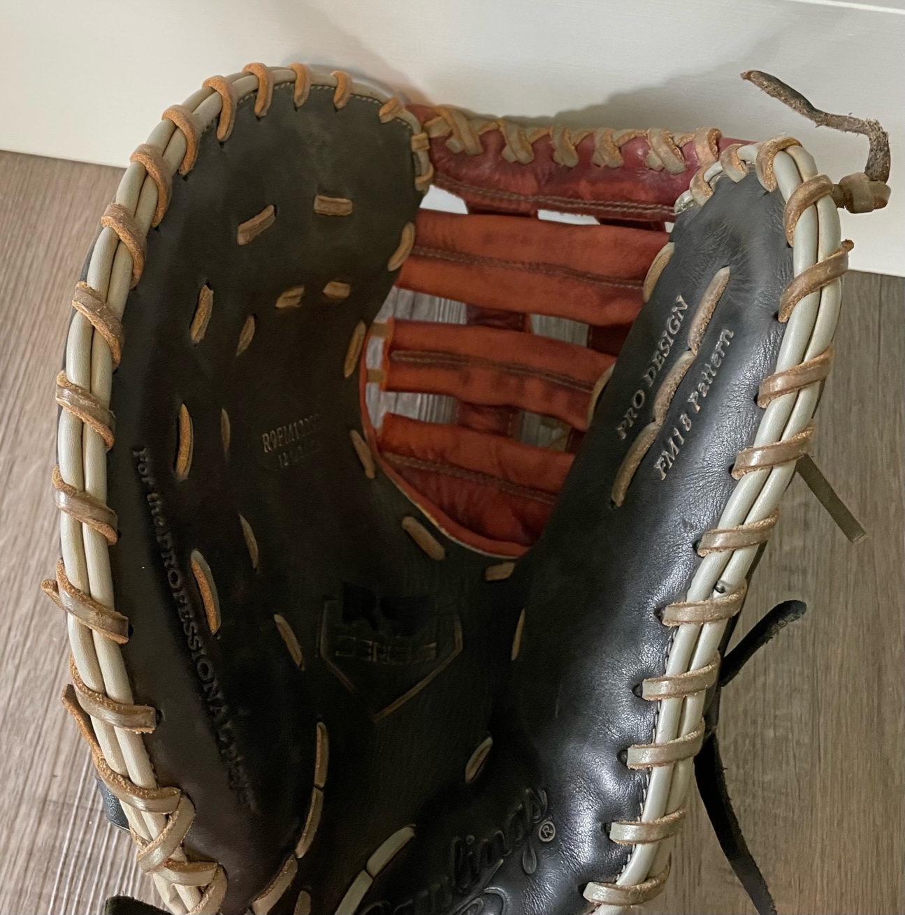 Rawlings First Base R9 Baseball Glove 12.5" (Left Hand Throw