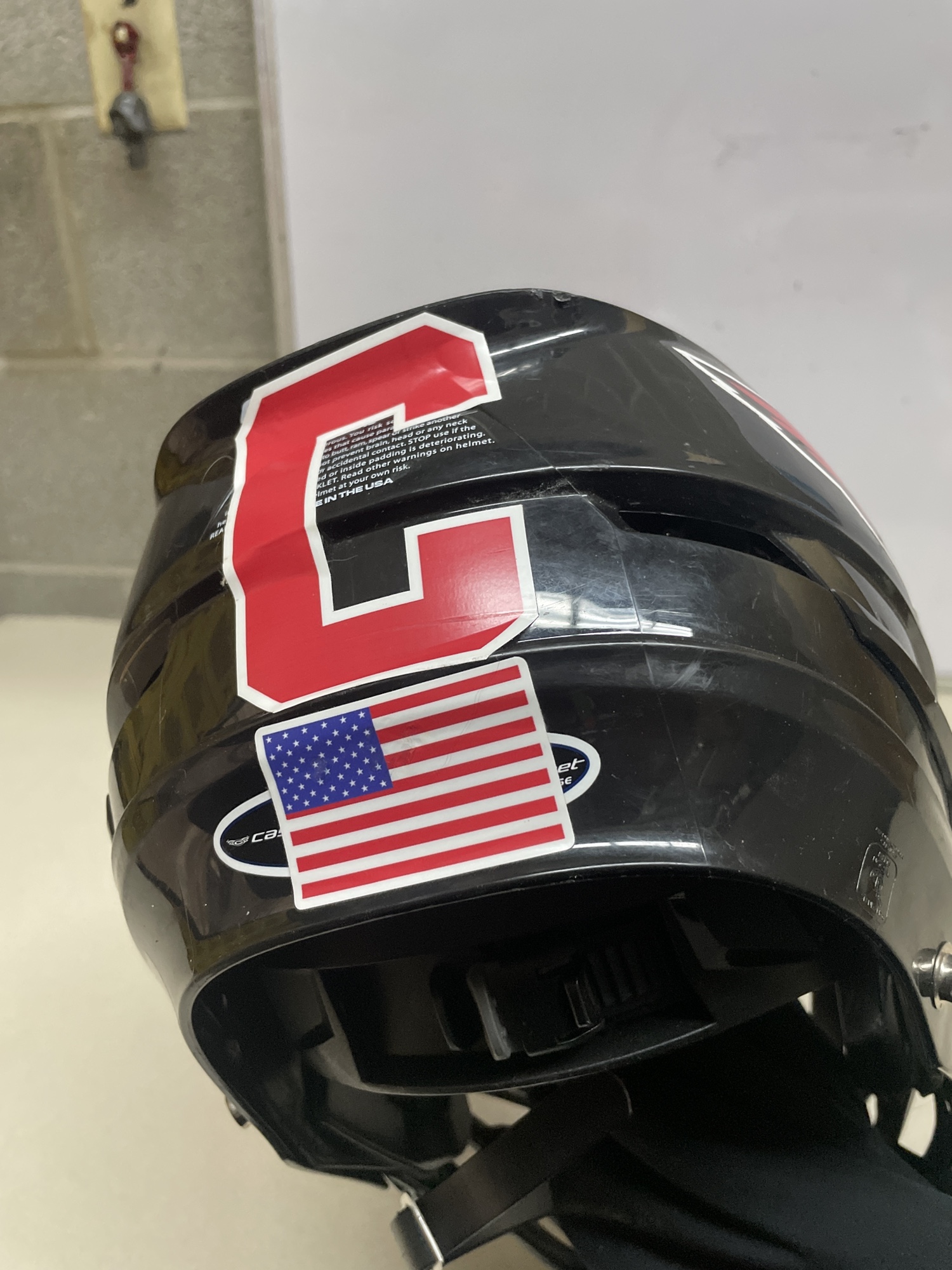 Player's Cascade R Helmet SidelineSwap