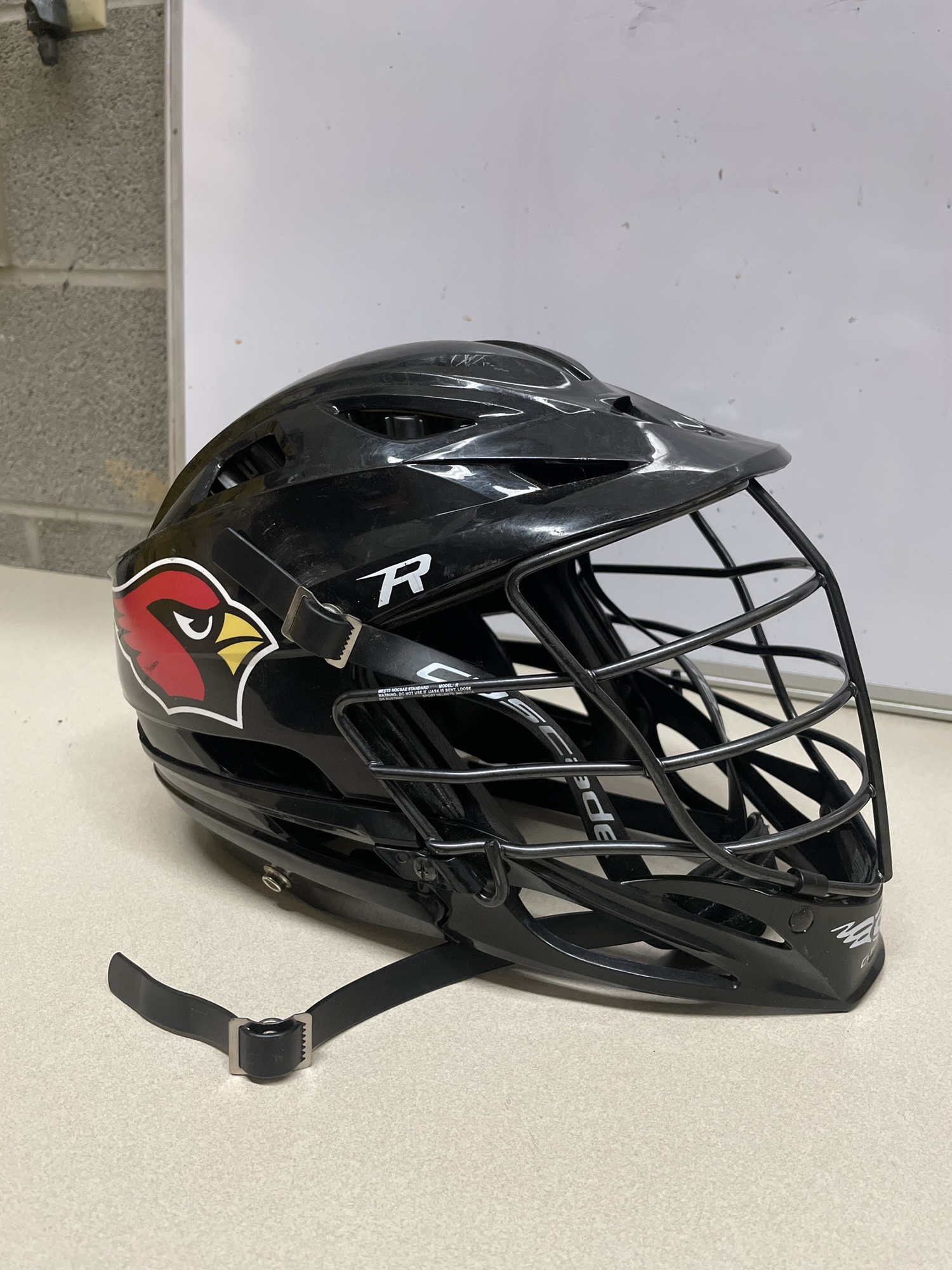 Player's Cascade R Helmet SidelineSwap