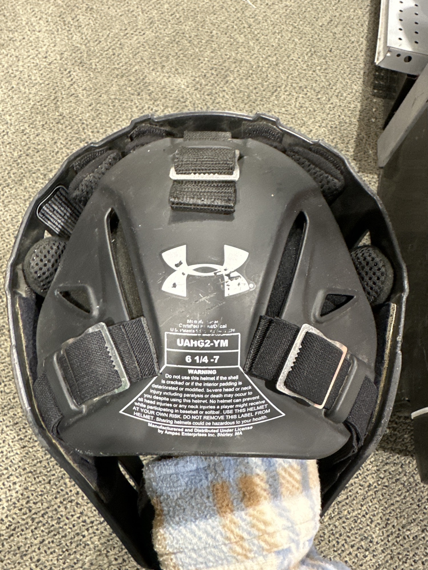 Used Under Armour Youth Medium Catcher's Mask SidelineSwap